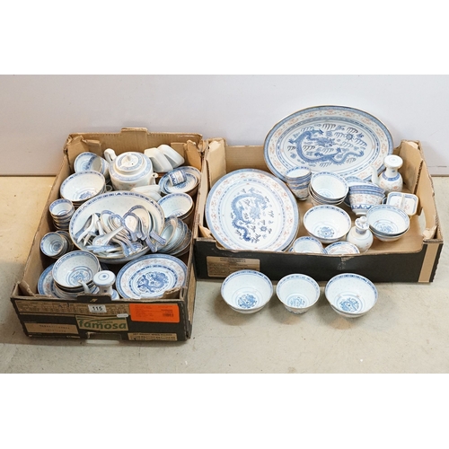 20th century Chinese porcelain dinner service set (2 boxes)