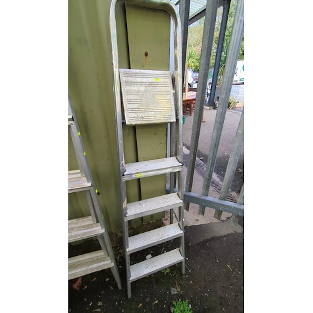 Aluminium folding stepladder.