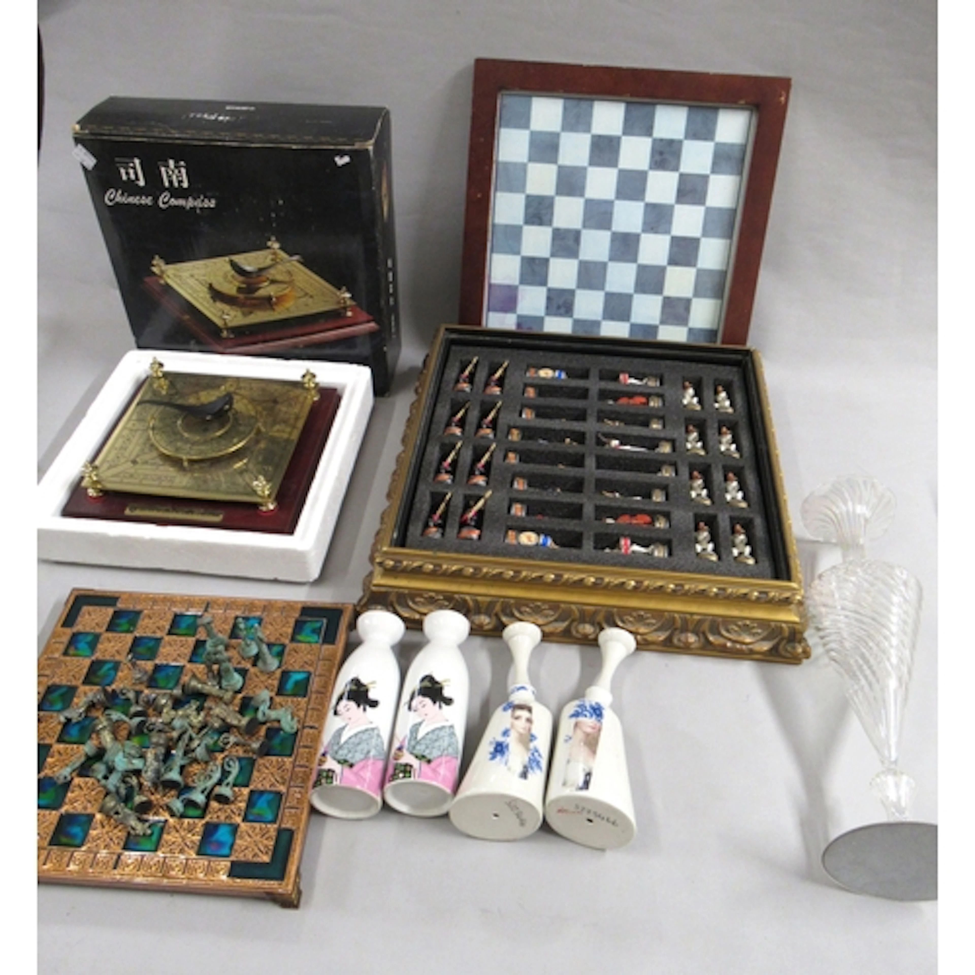 Cast composition chess set, the pieces in the form of jazz a...