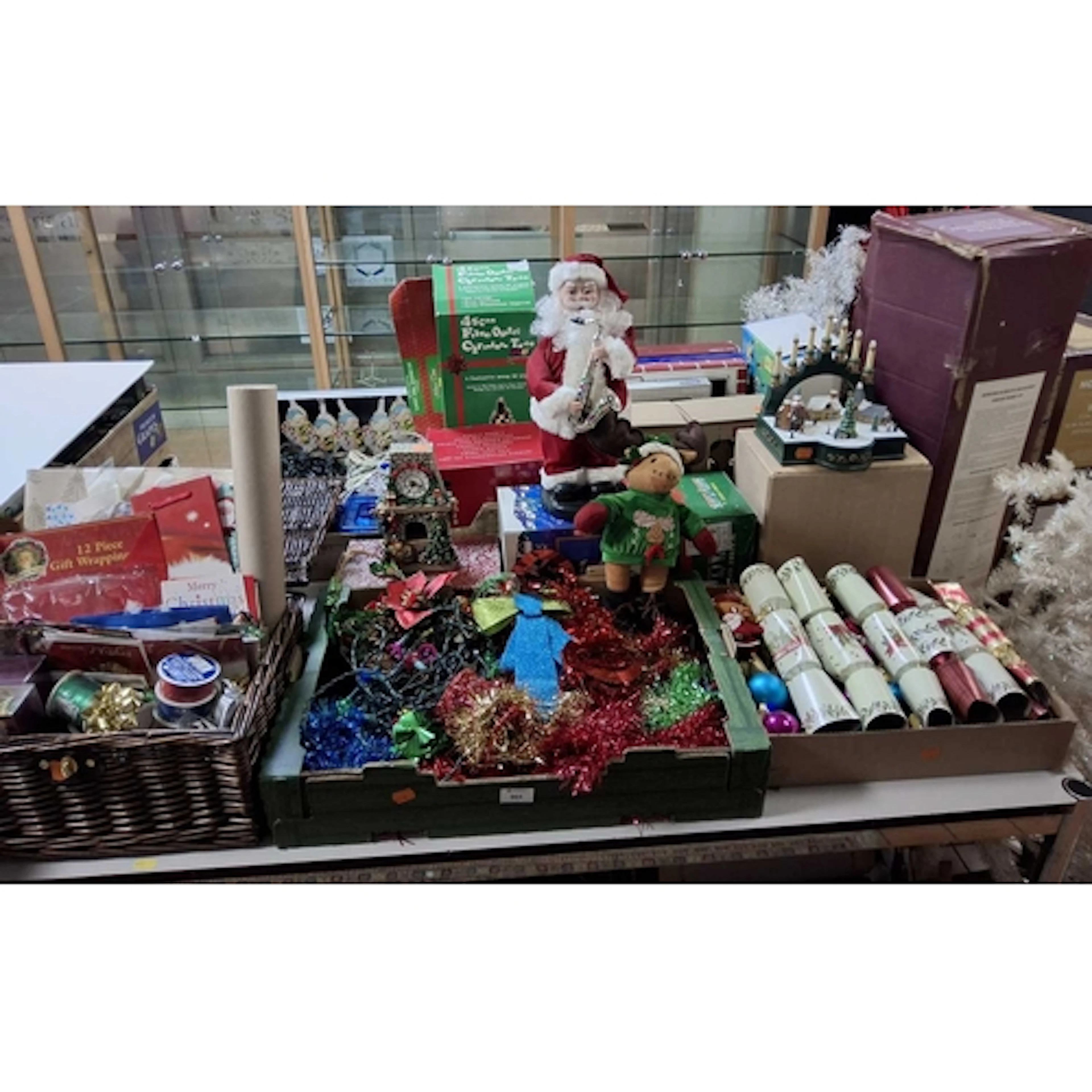 FIVE BOXES AND LOOSE CHRISTMAS DECORATIONS, to include three...