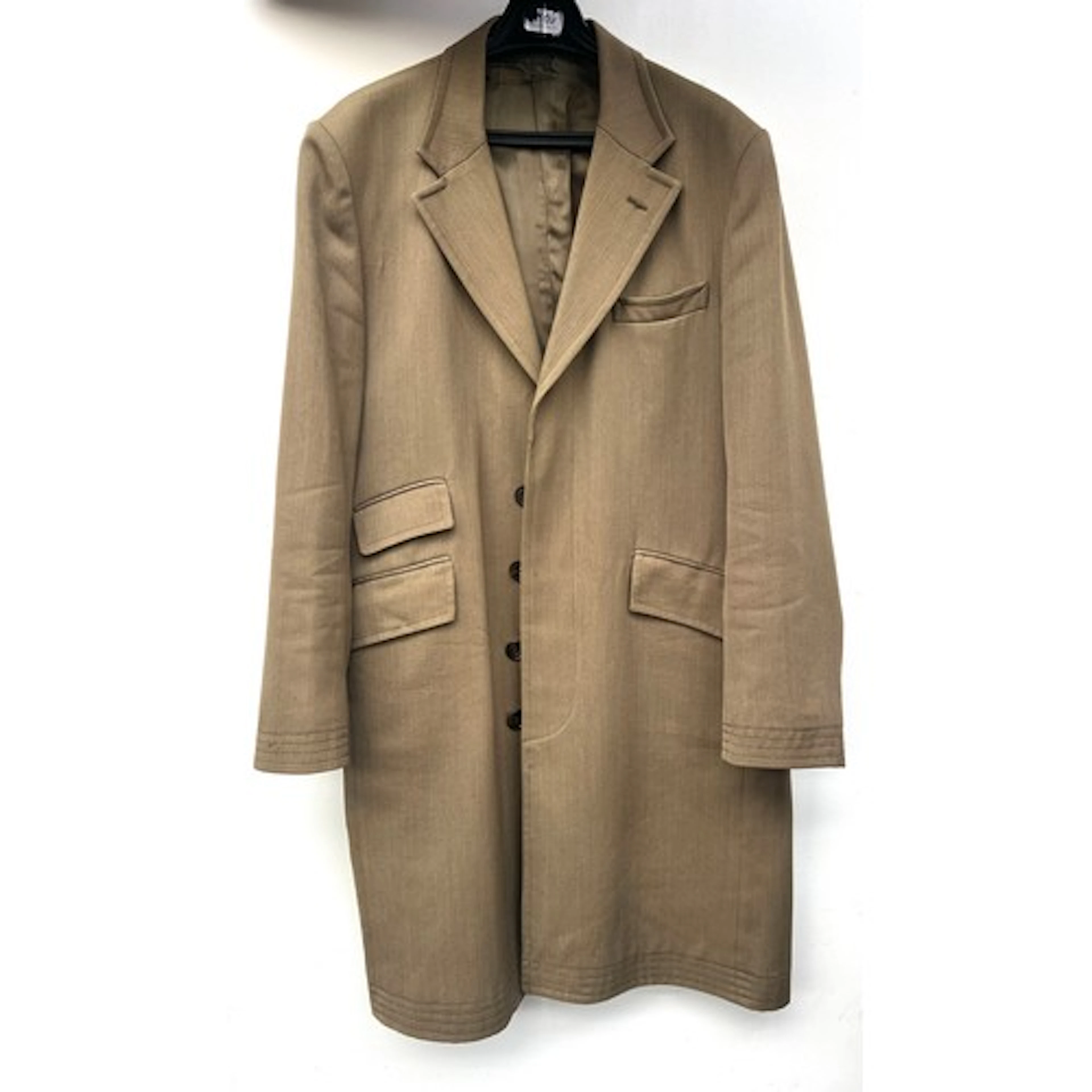 A gent's covert coat, tailored by Bertie Wooster, 42 1/2" ch...
