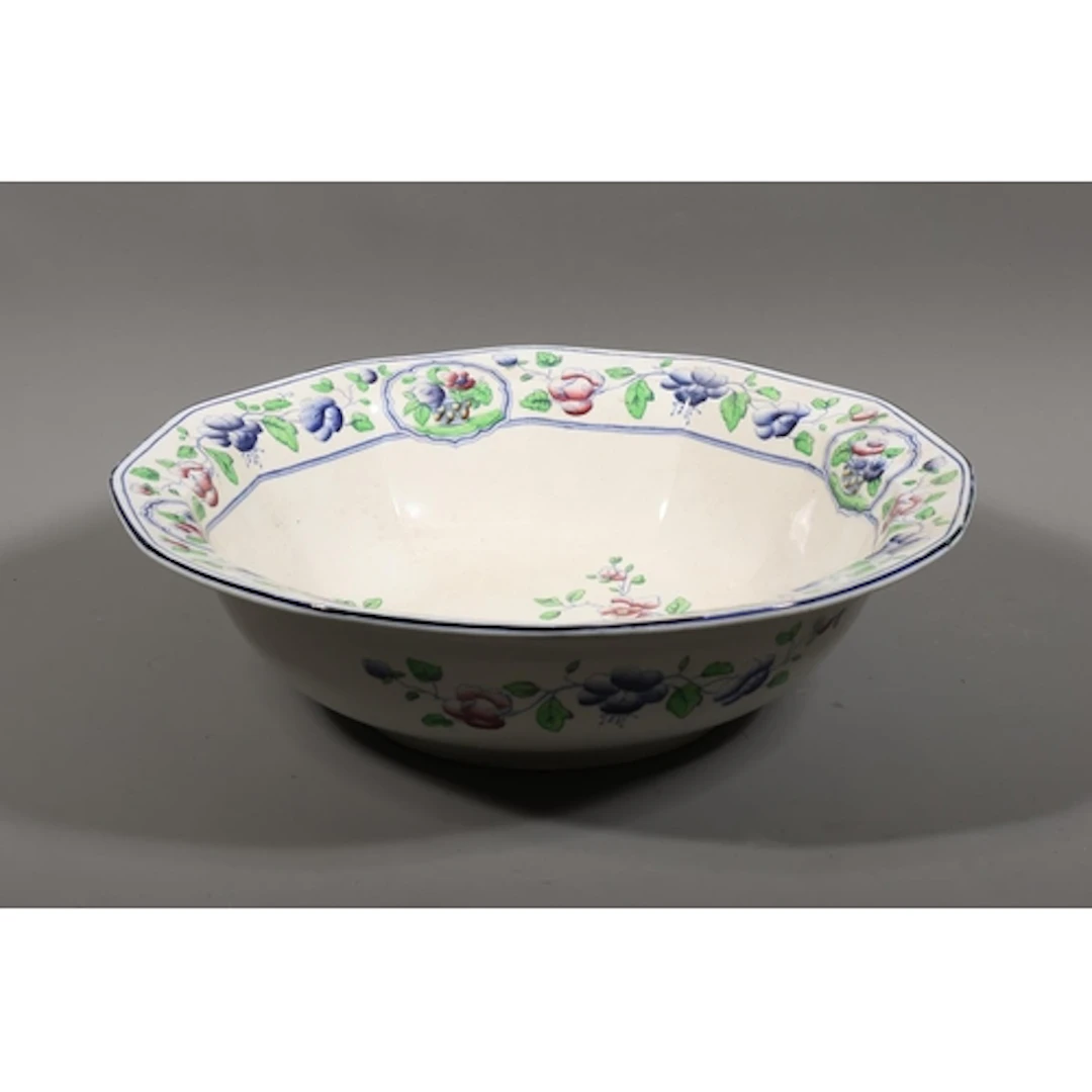 Coronaware Old Woodstock basin decorated with hoho bird and ...
