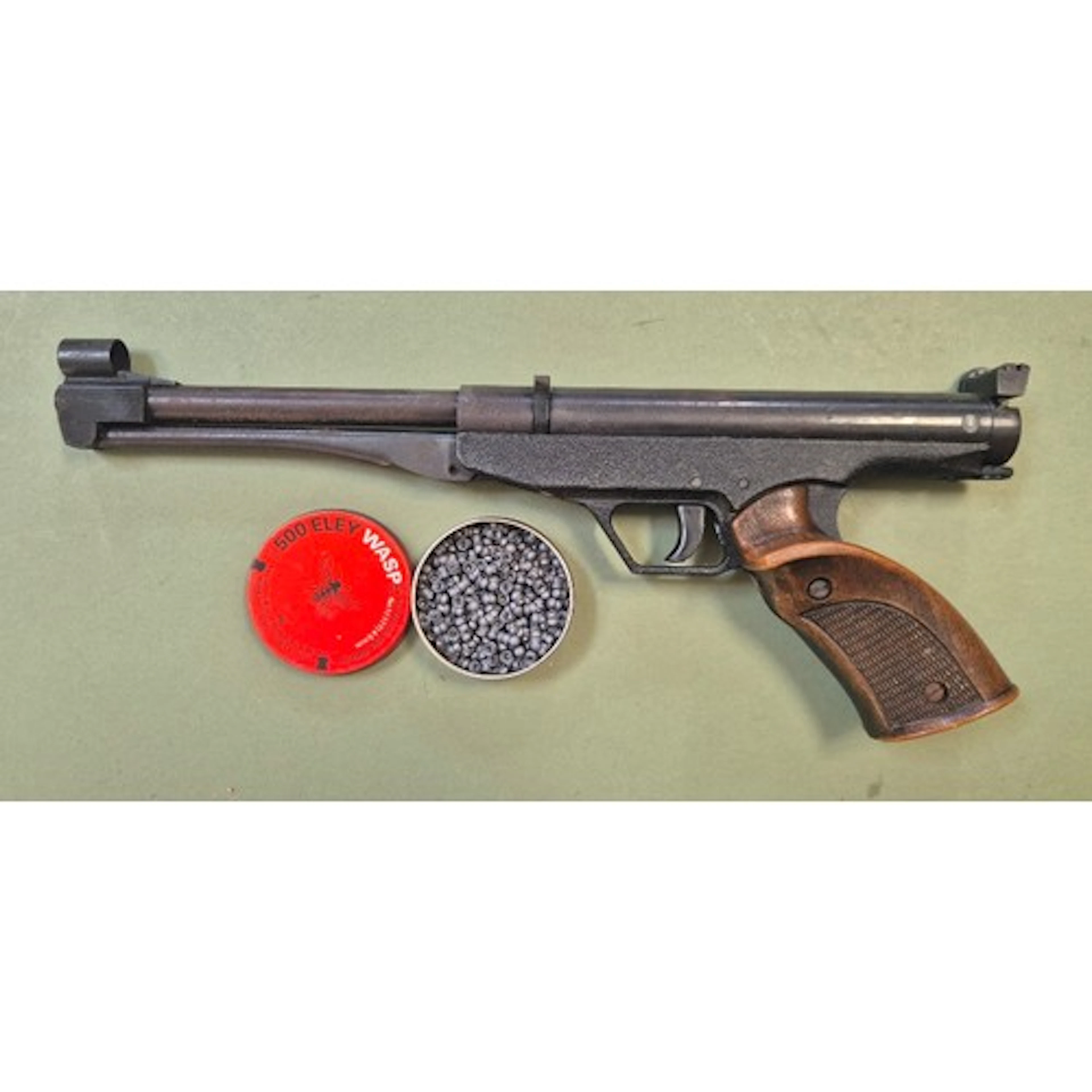 An Elgamo under lever .177 calibre air pistol, 37cm long, se...