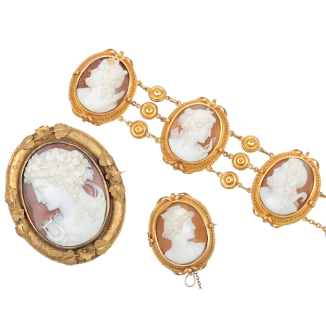 An attractive Victorian shell cameo demi-parure and brooch, ...