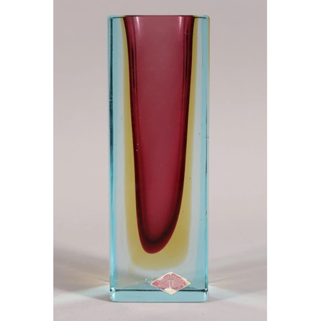 Murano Sommerso art glass cubed vase with red in colour, 17c...