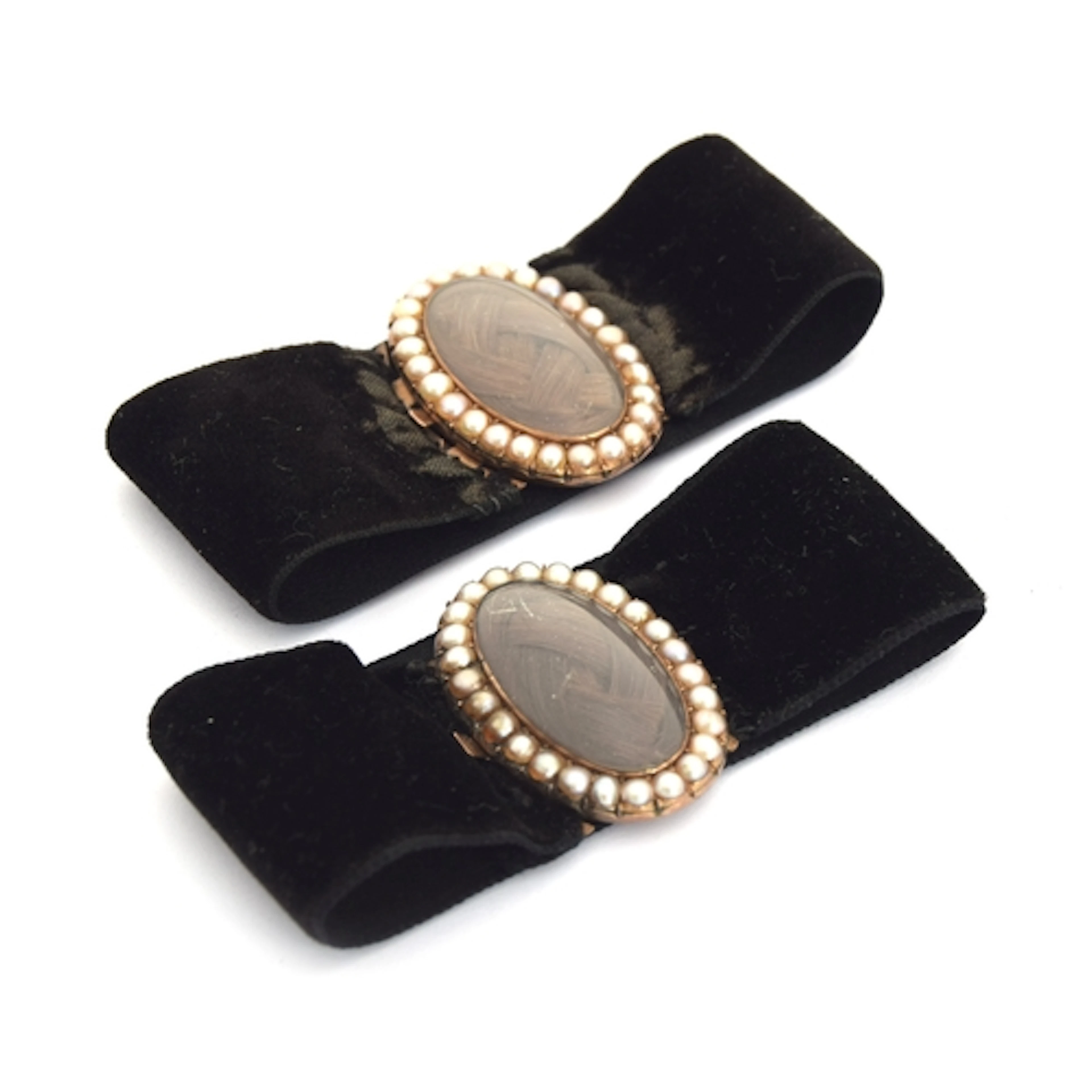 A pair of Georgian gold and pearl set oval shaped clasps, co...