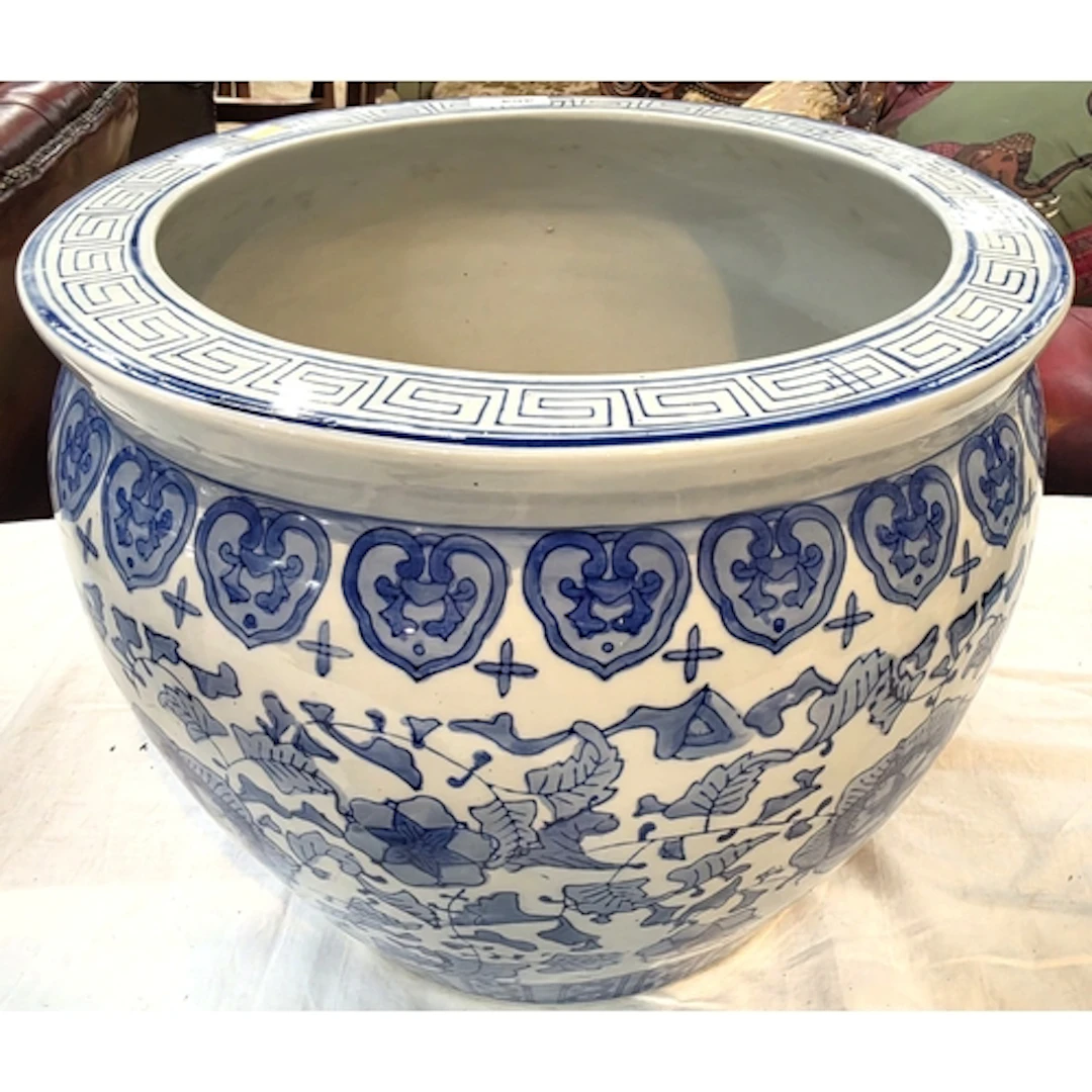 A large Chinese moon flask/vase decorated in underglaze blue...