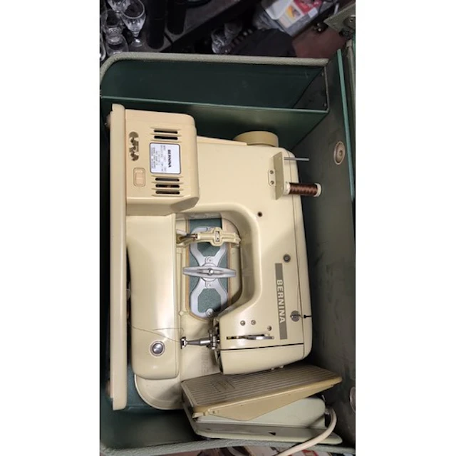 Bernina 707 Minimatic electric sewing machine in cream ename...