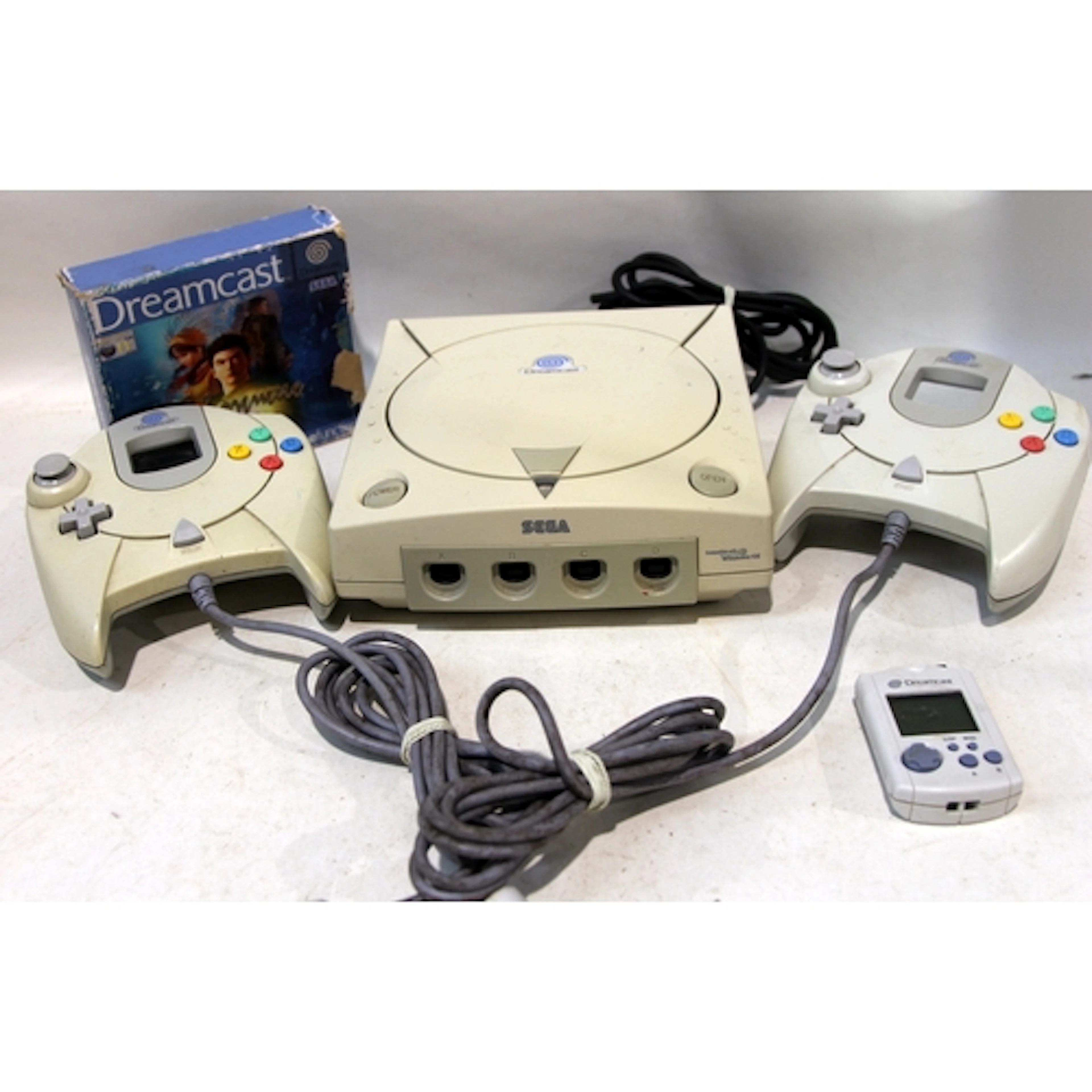 Vintage Sega Dreamcast games console c/w 2 controllers and S...