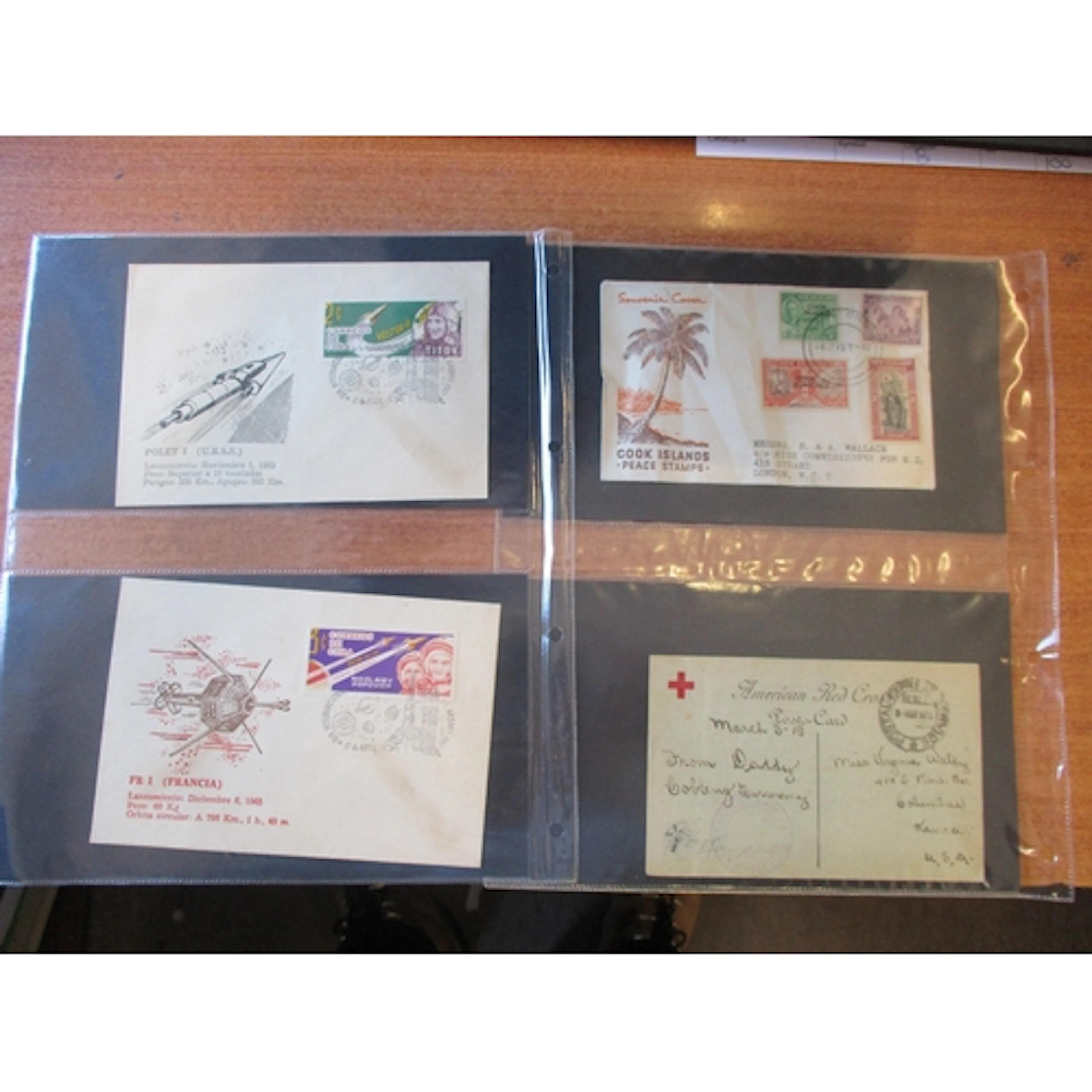 World postal history, large unsorted accumulation in protect...