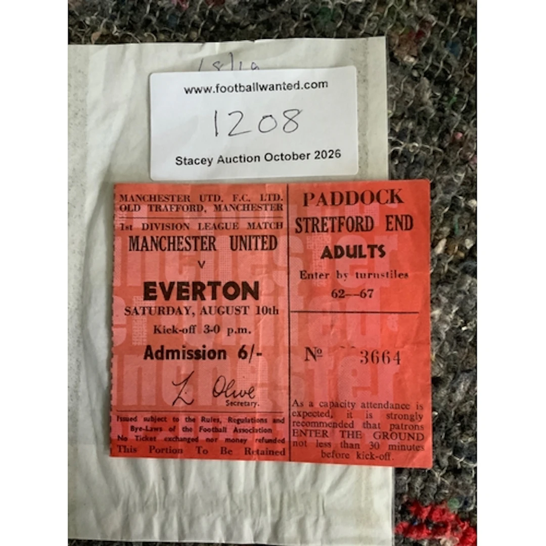 1968/69 Manchester United v Everton Football Ticket: Good co...