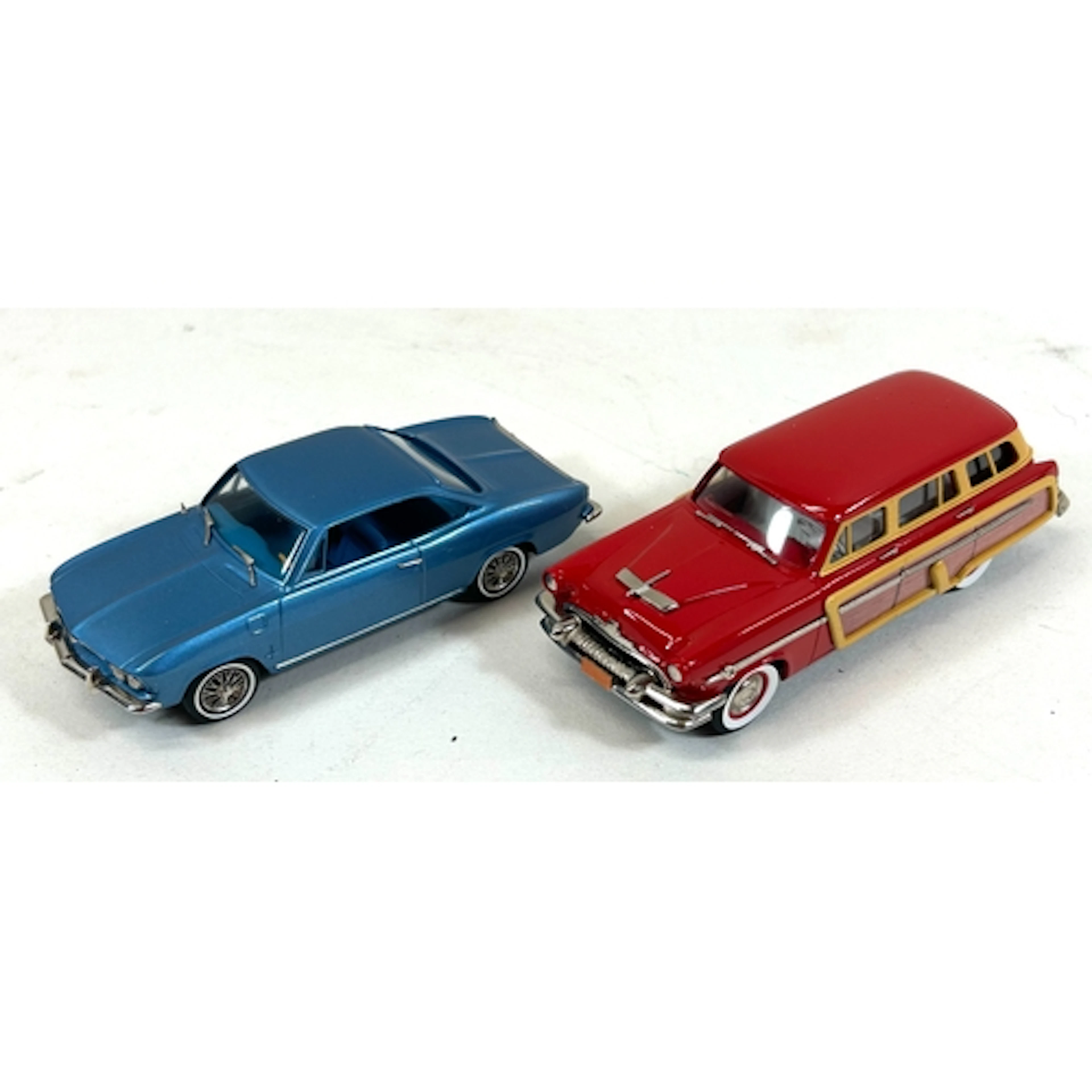 2 Brooklin Collection white metal models. BRK.188 1954 Mercu...
