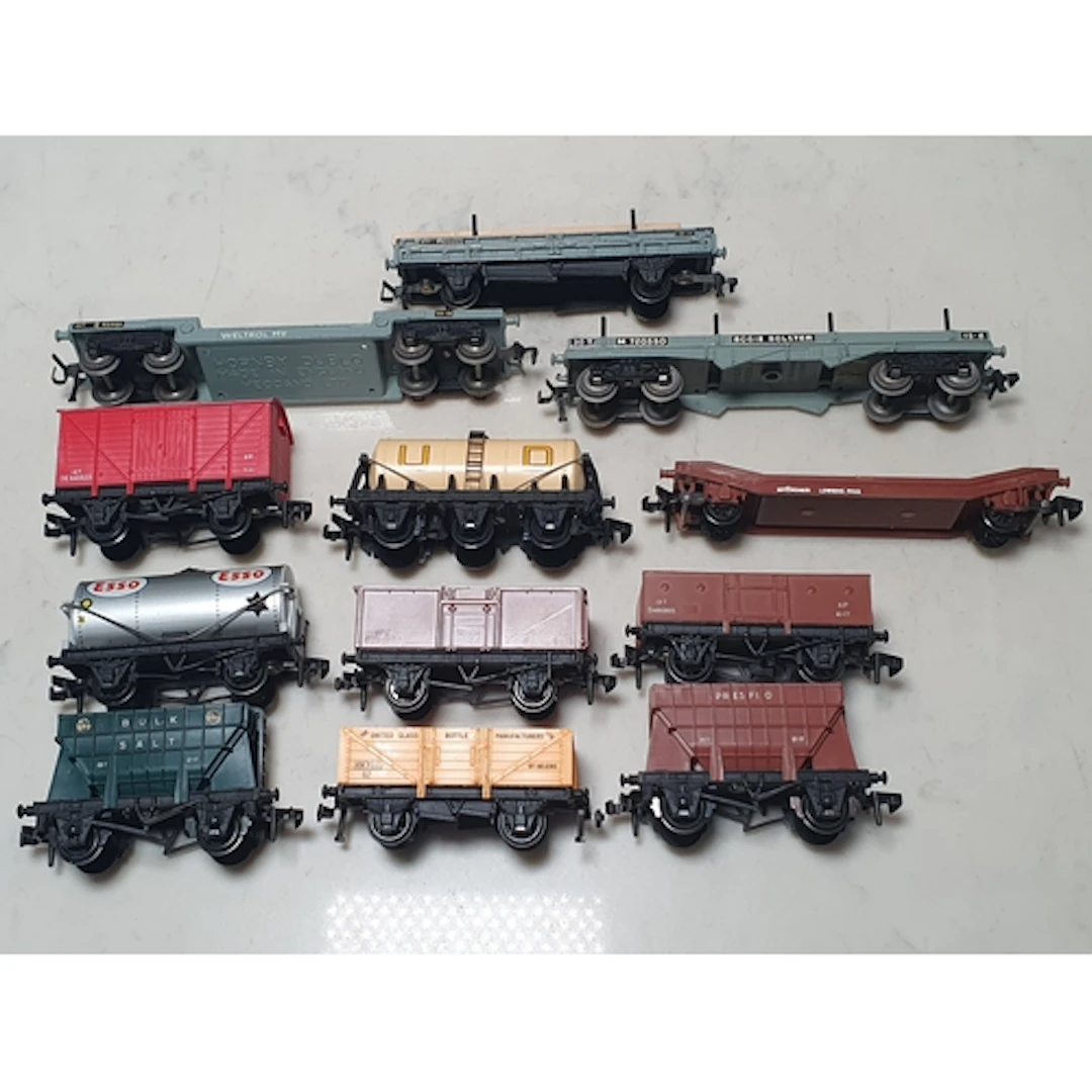 Twelve unboxed Hornby Dublo 2 and 3-rail Wagons including br...