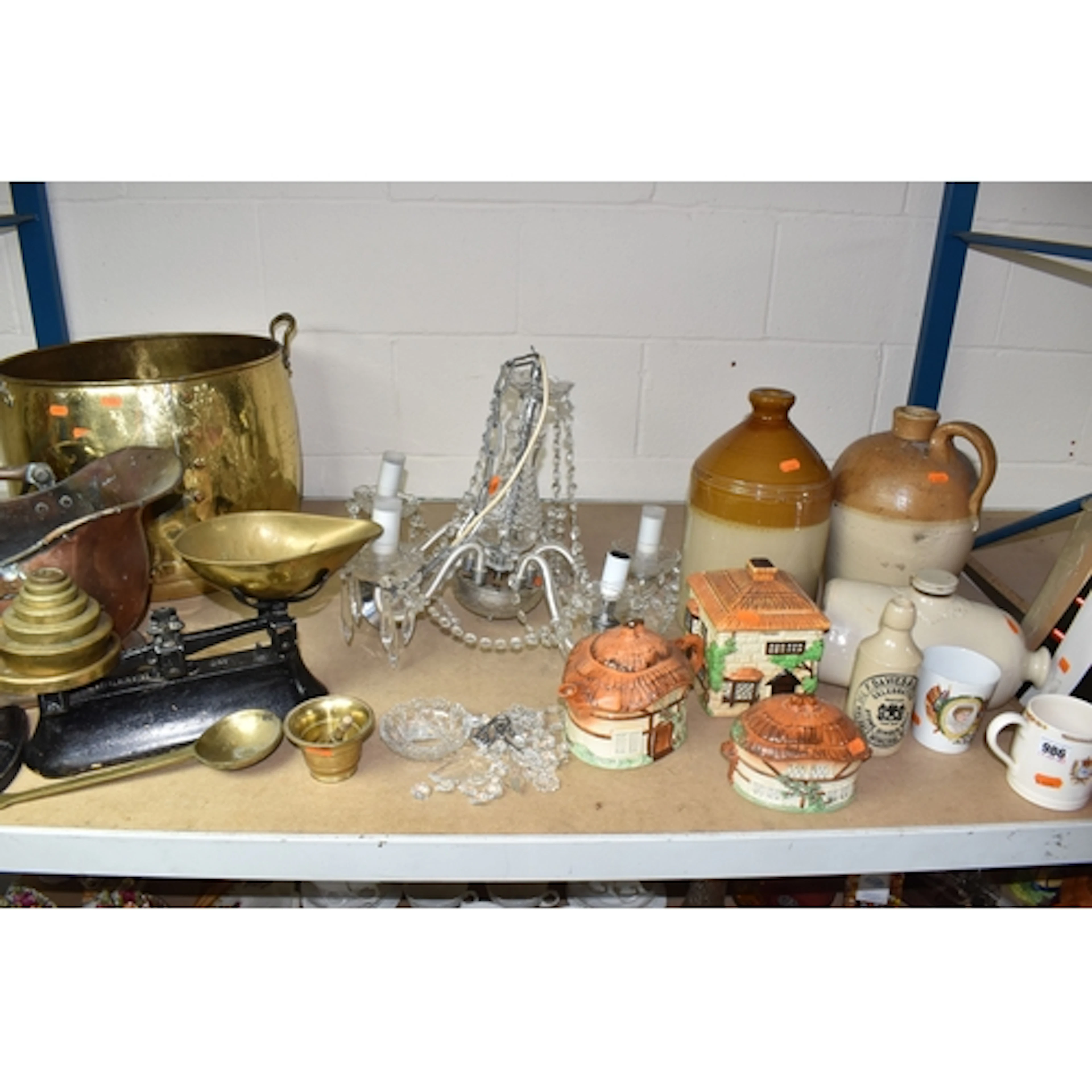 A QUANTITY OF METALWARE, CERAMICS AND SUNDRY ITEMS, to inclu...