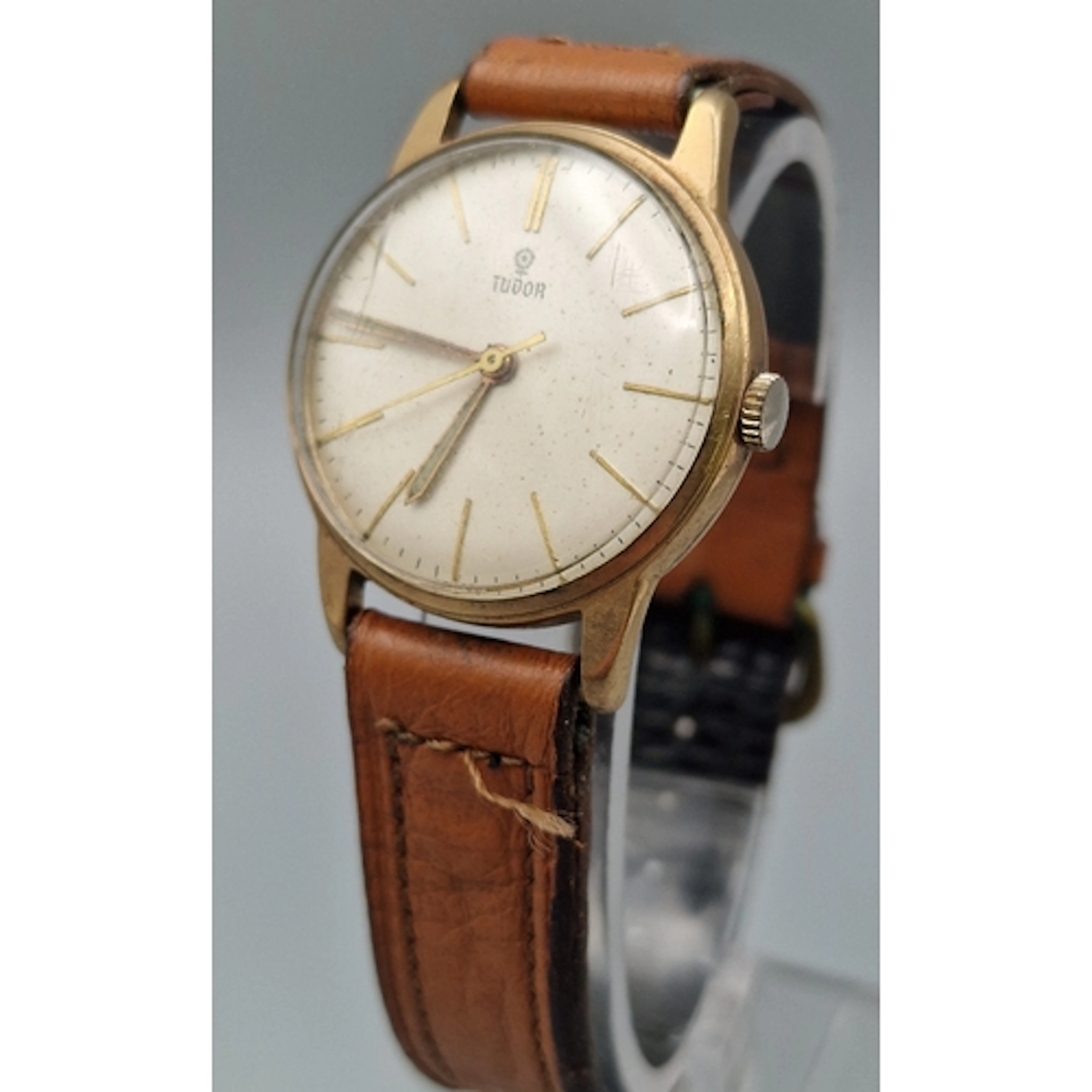 Vintage Tudor (Rolex) 9ct gold gentleman's wristwatch with B...