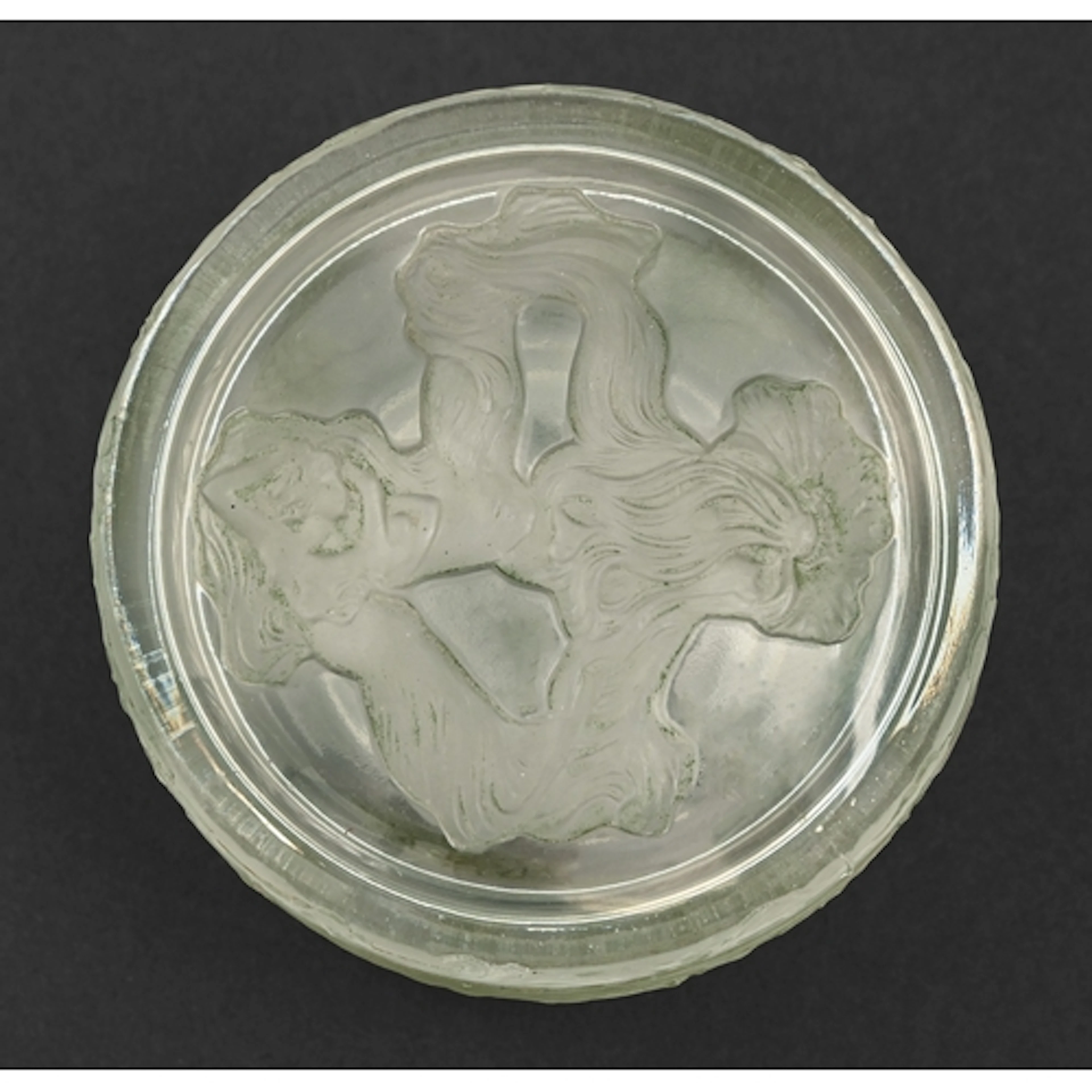 "L'Origan". A Lalique green stained glass box and cover, for...