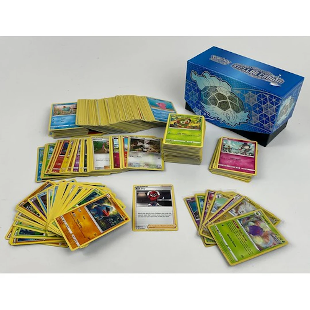 Pokemon Trading Cards - A collection of over 500 Pokemon car...