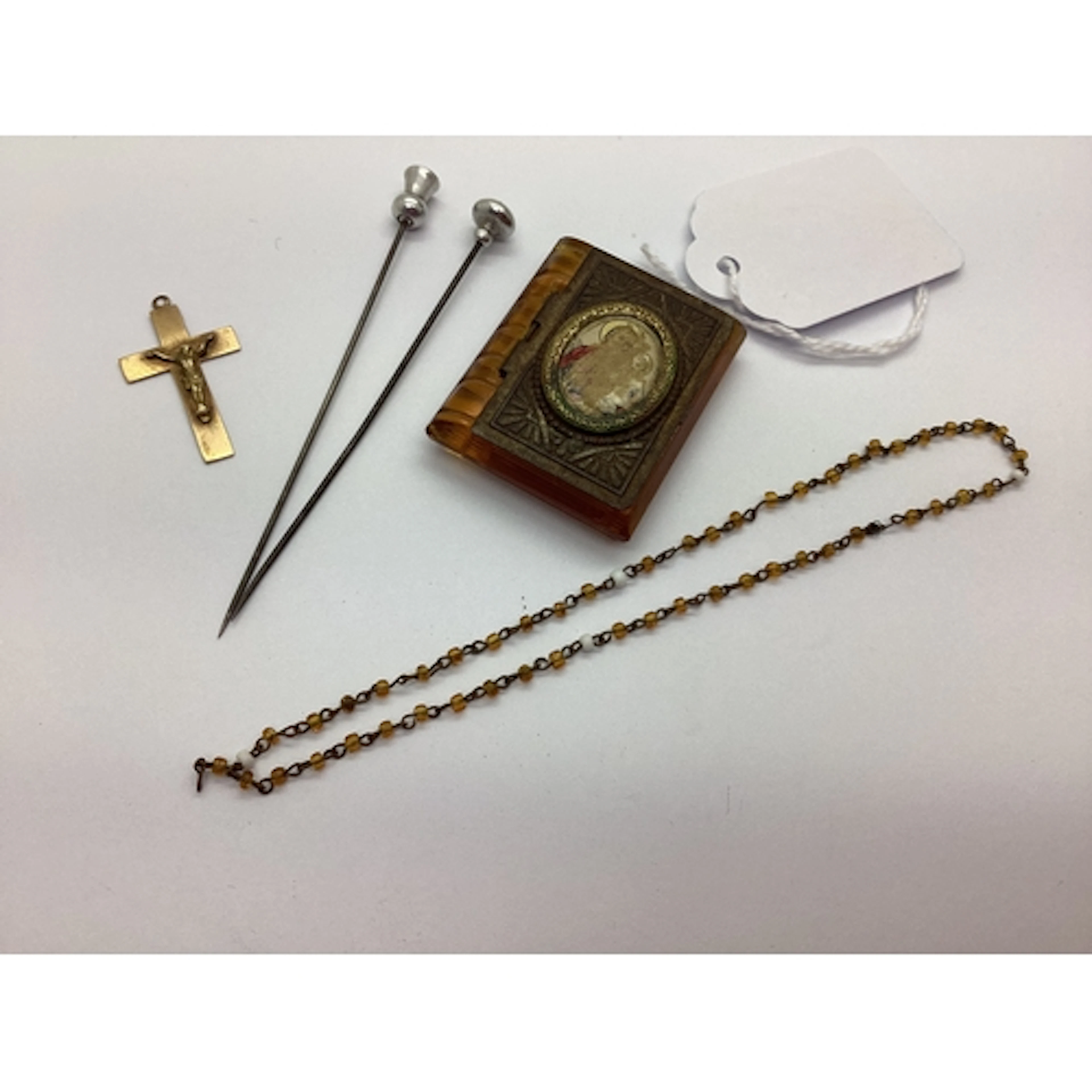 A Chester Hallmarked 9ct Gold Crucifix Pendant, (lacking bai...