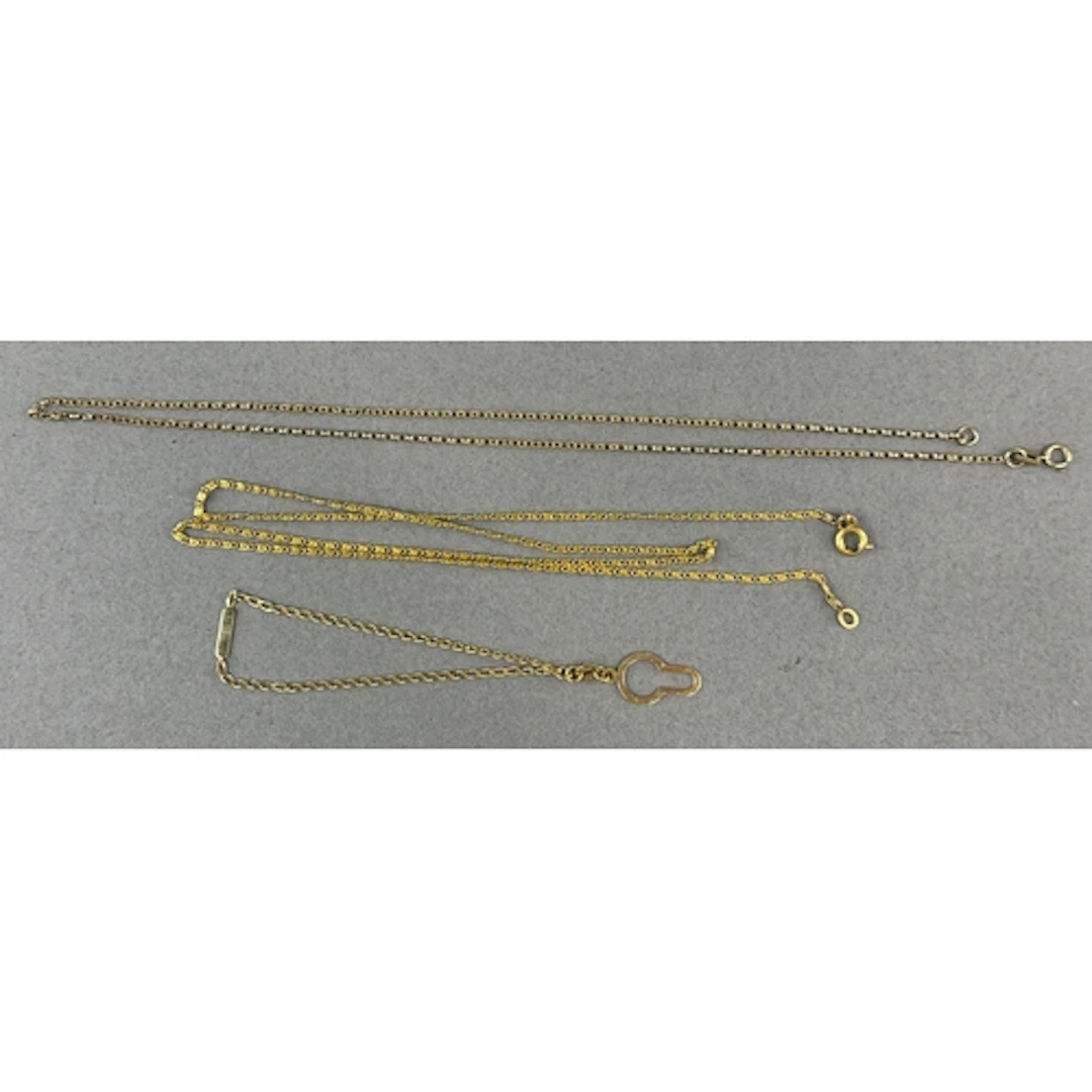 Jewellery: a fine 9ct yellow gold belcher chain necklace, 40...