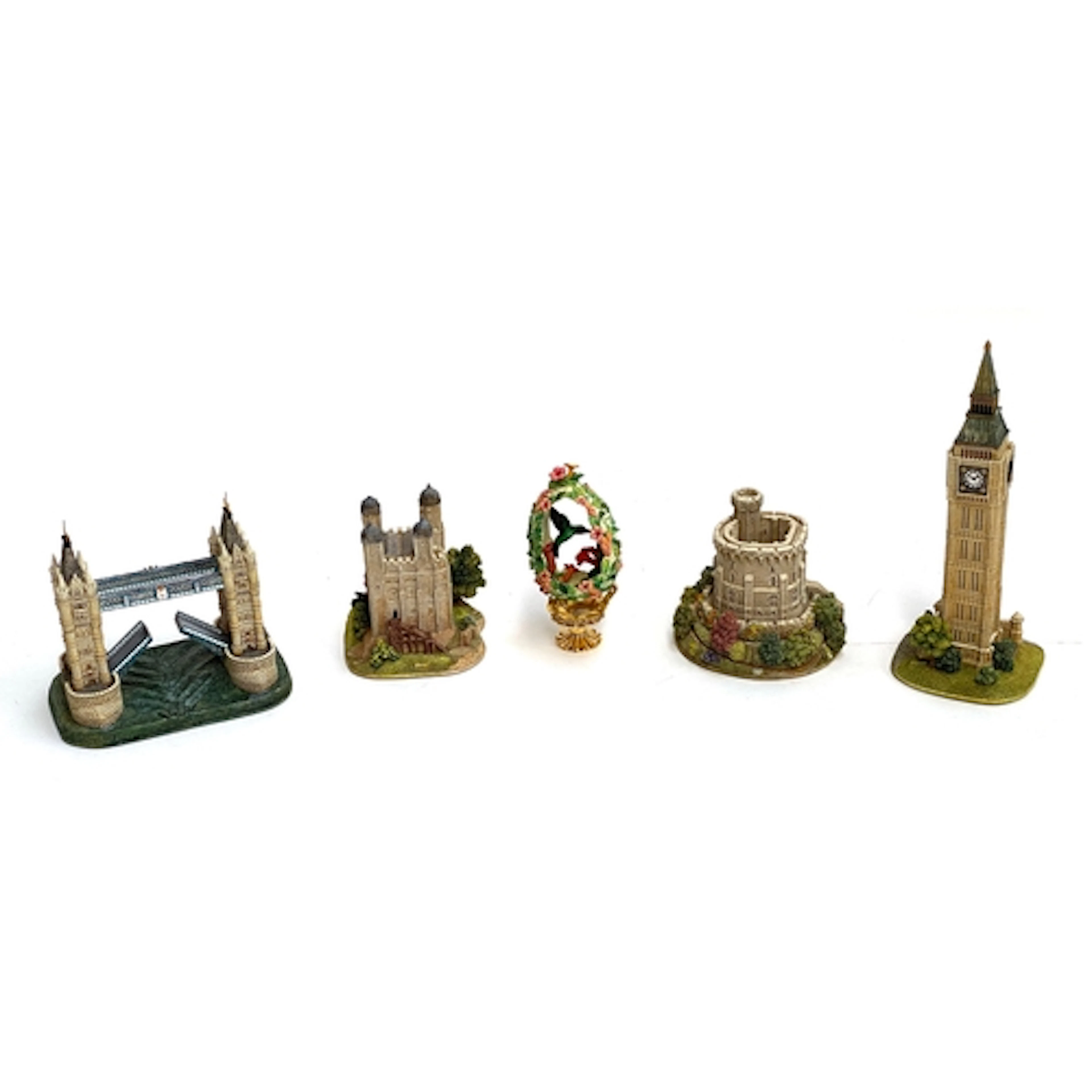 A mixed lot to include: four boxed Lilliput Lane 'Britains H...