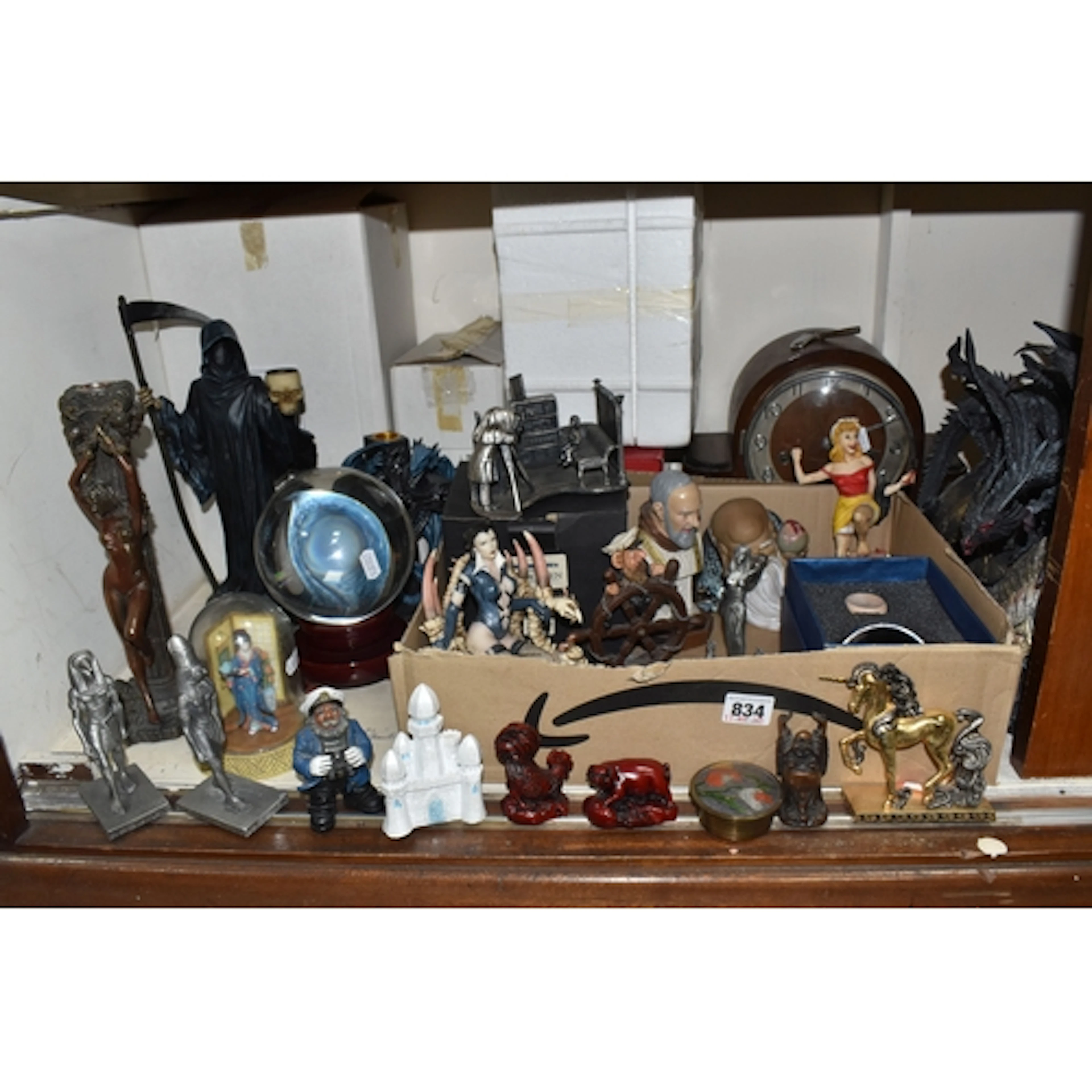 A BOX AND LOOSE ASSORTED ORNAMENTS to include an art deco ma...