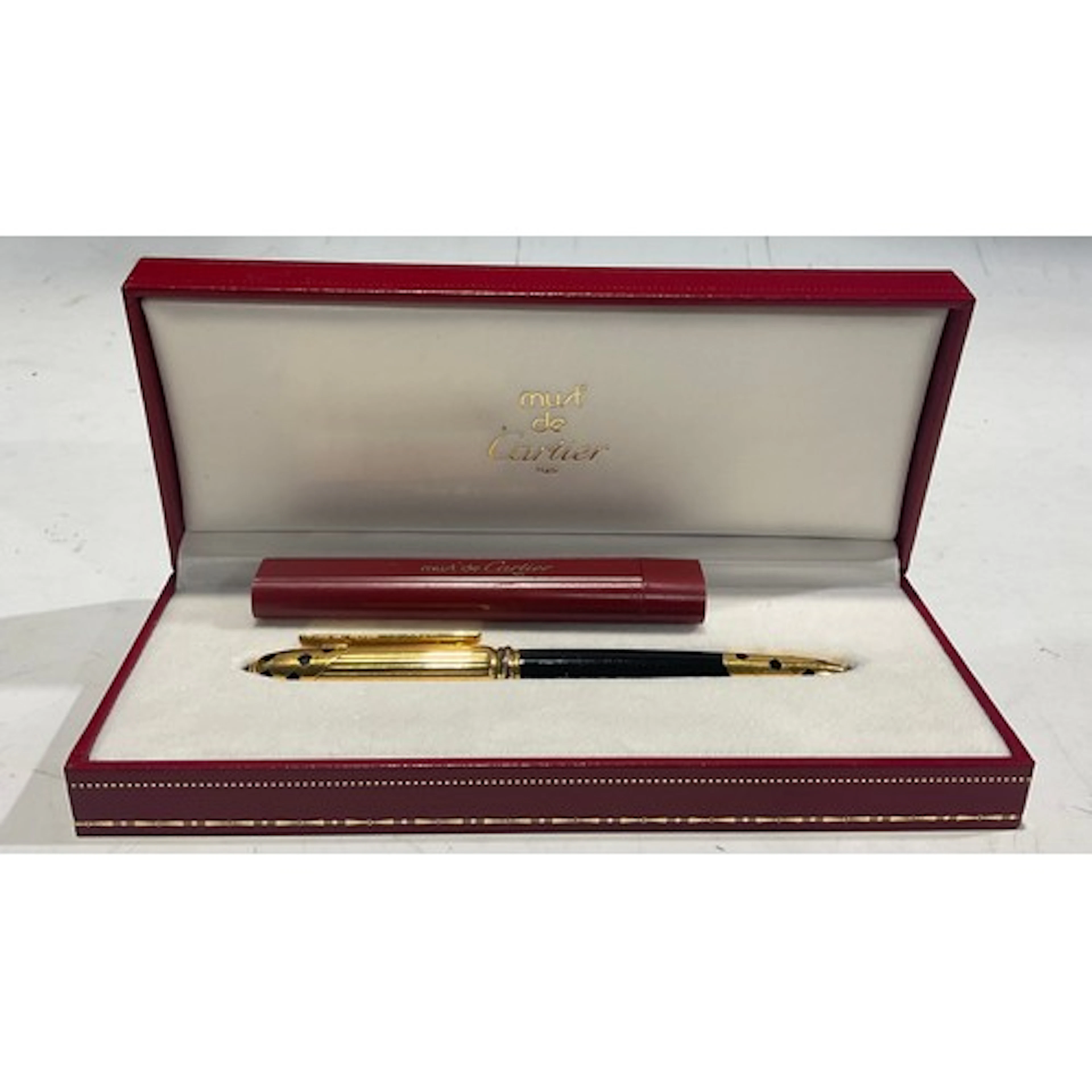 A Must De Cartier Panther pattern ball point pen, with refil...