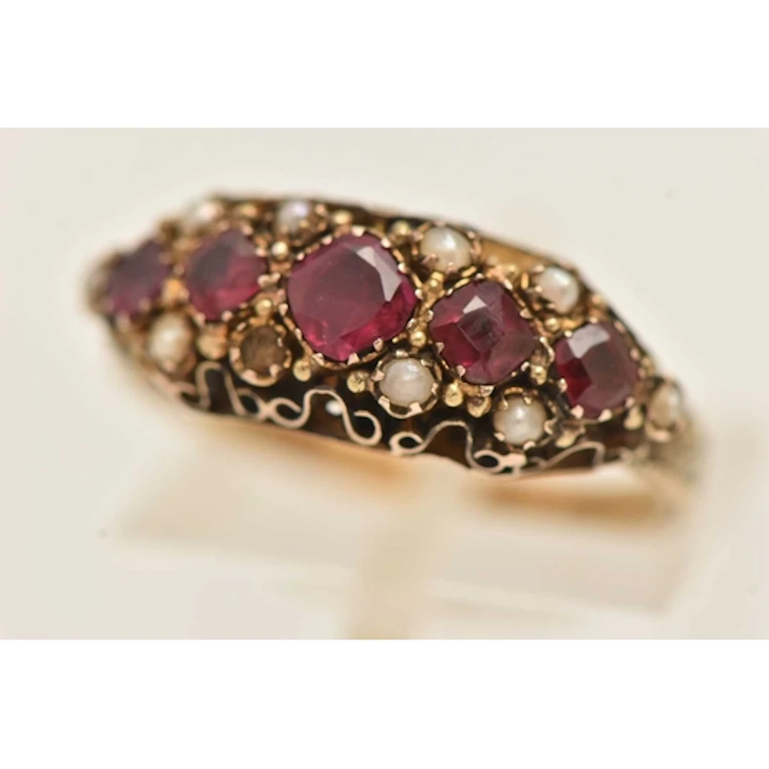 A 15CT GOLD GEM SET RING, five cushion cut tourmalines accen...
