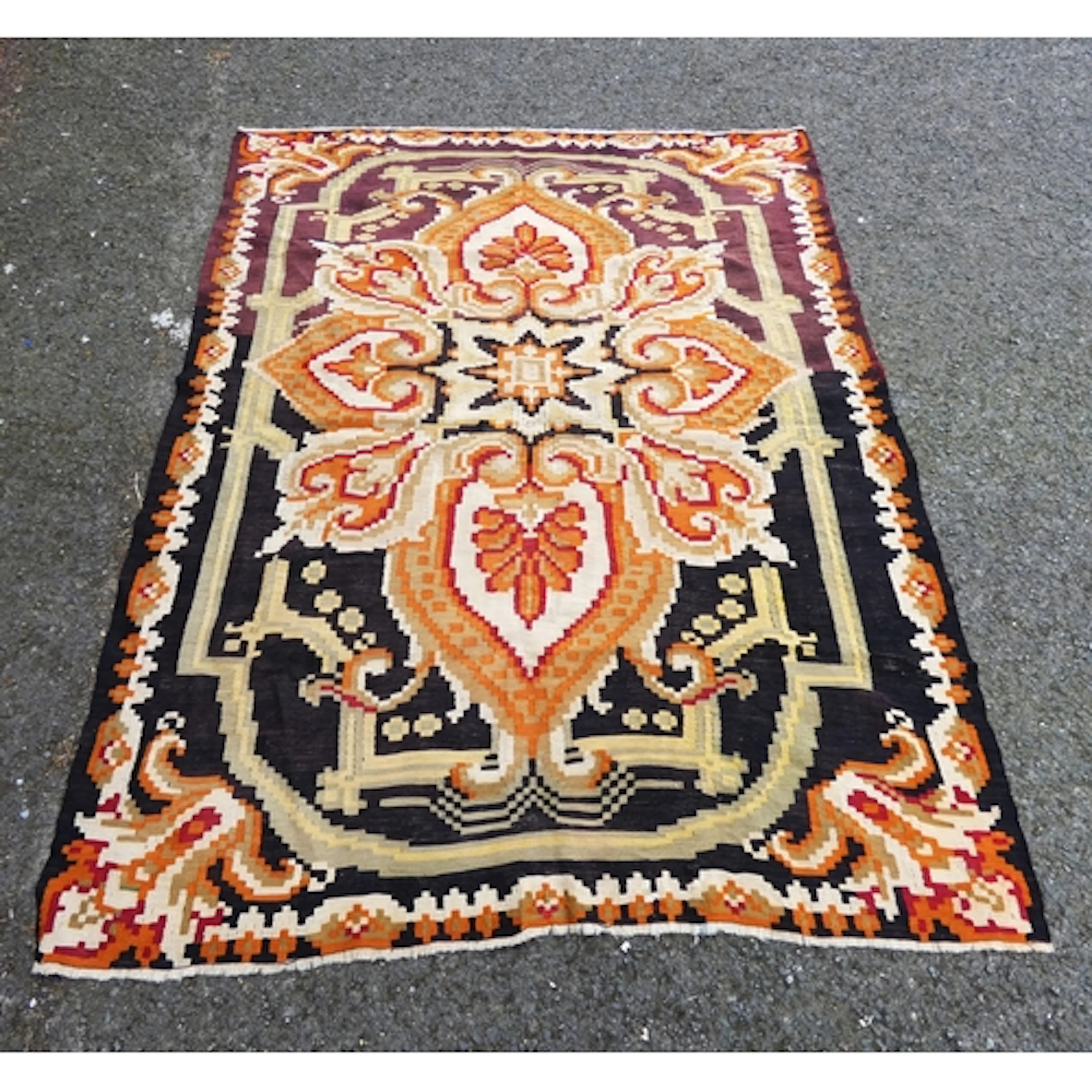 Turkish Kilim hand knotted rug with flat weave featuring a l...