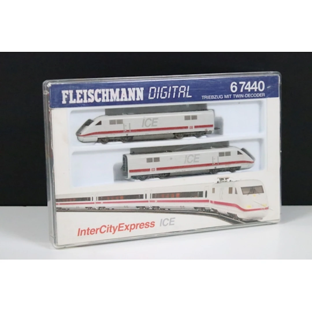 Cased Fleischmann Digital 67440 InterCity Express ICE (DCC c...
