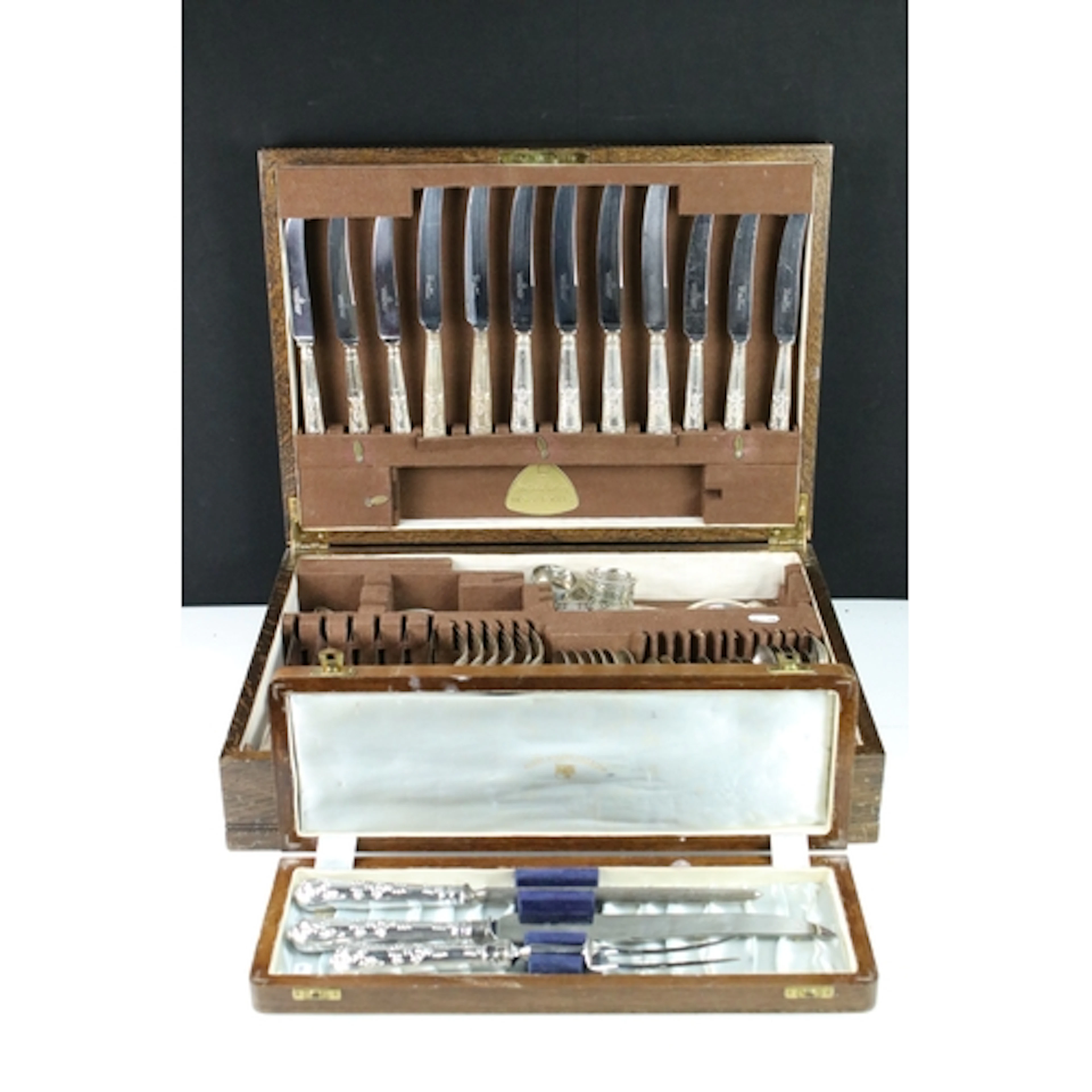 Henry Rogers Sheffield plated canteen of cutlery, King's pat...