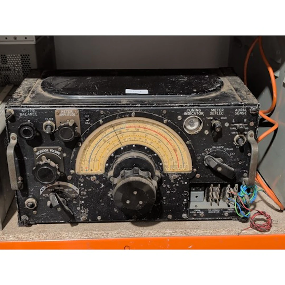 RAF style radio receiver