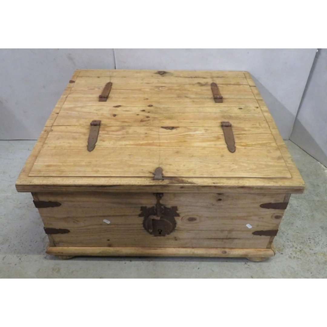 Vintage Pine Rustic Coffee Table with storage compartments t...
