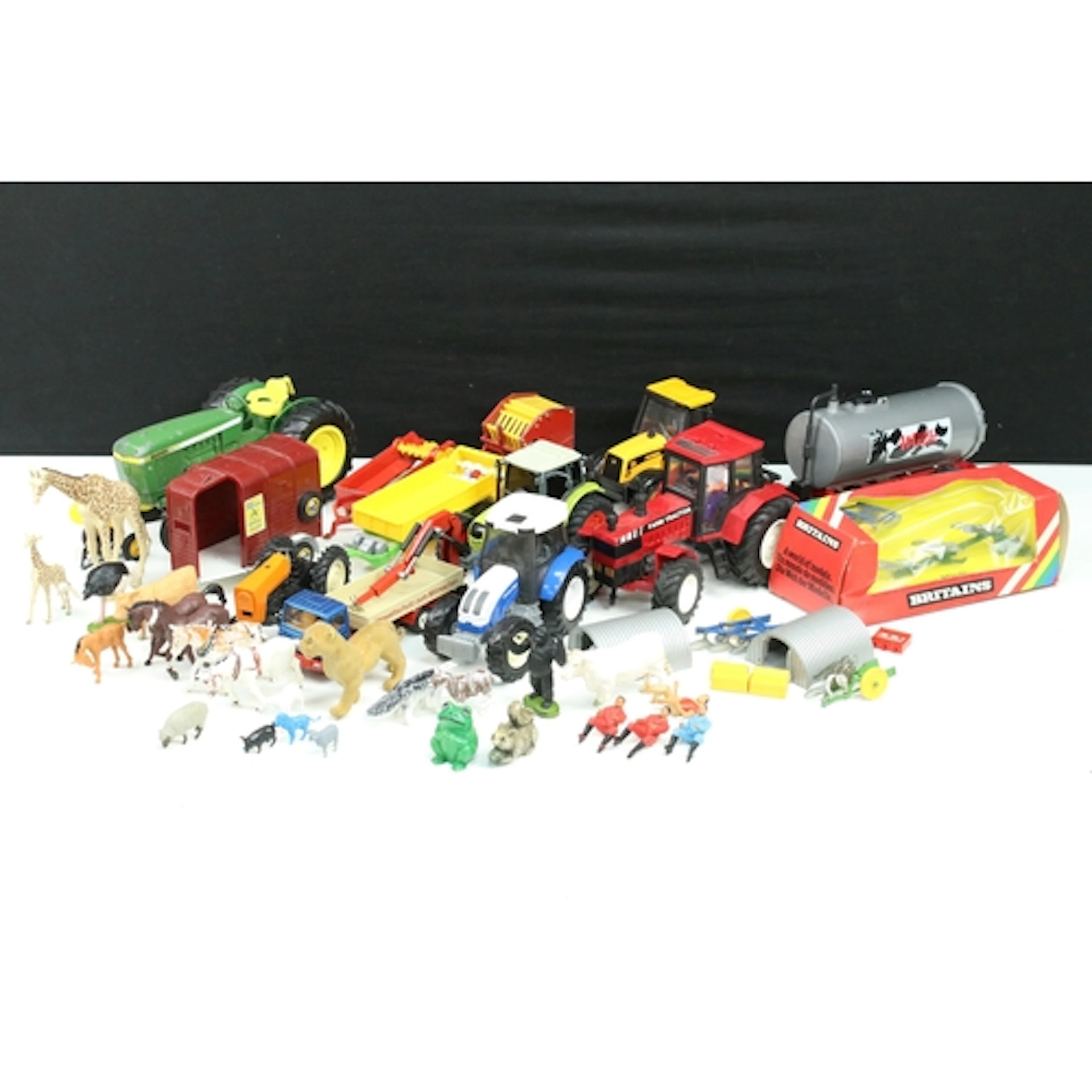 Collection of farming related diecast models to include Brit...