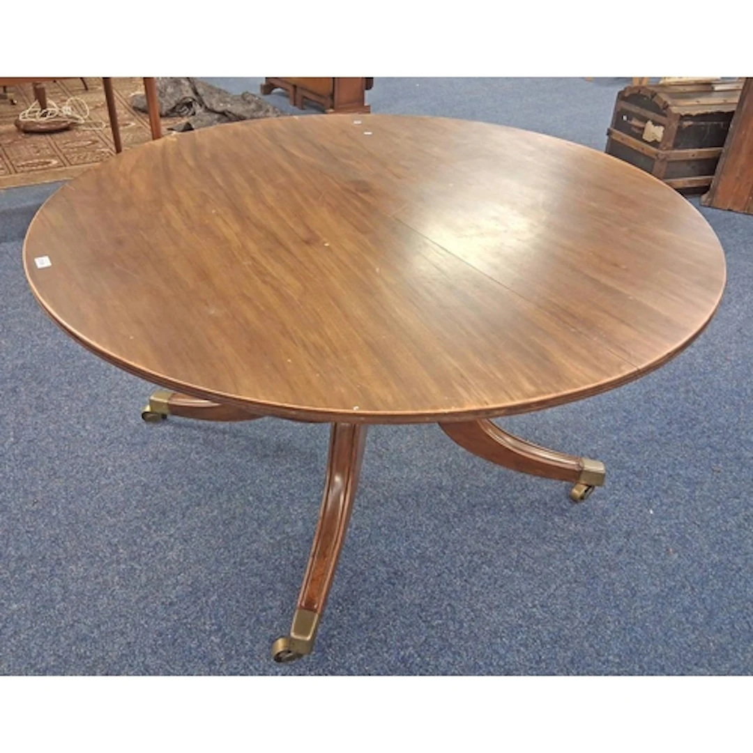 MAHOGANY CIRCULAR PEDESTAL BREAKFAST TABLE ON 4 SPREADING SU...