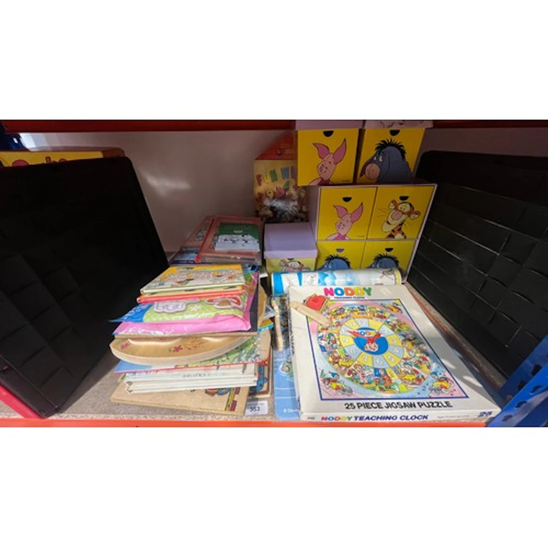 Preschool jigsaws, books, Noddy Teaching Clock jigsaw puzzle...