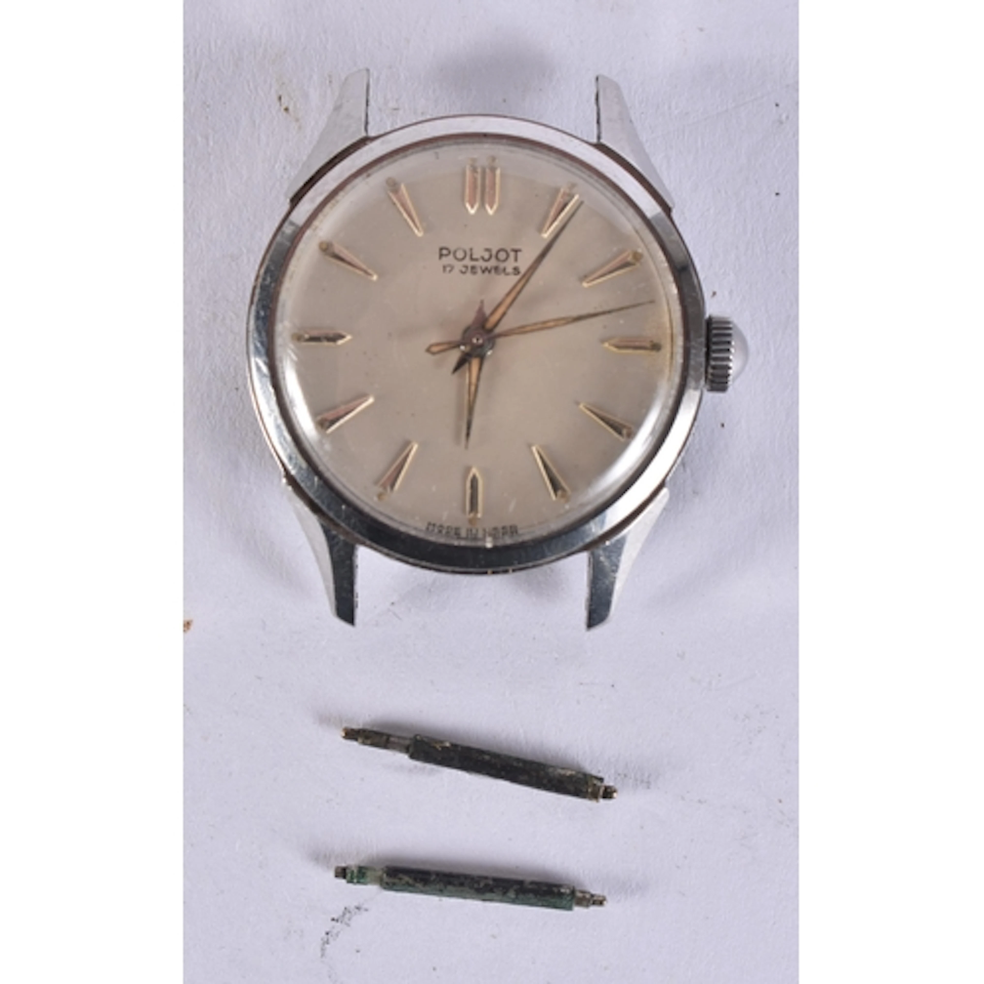 A VINTAGE POLJOT WATCH. Working. 3.5 cm wide.