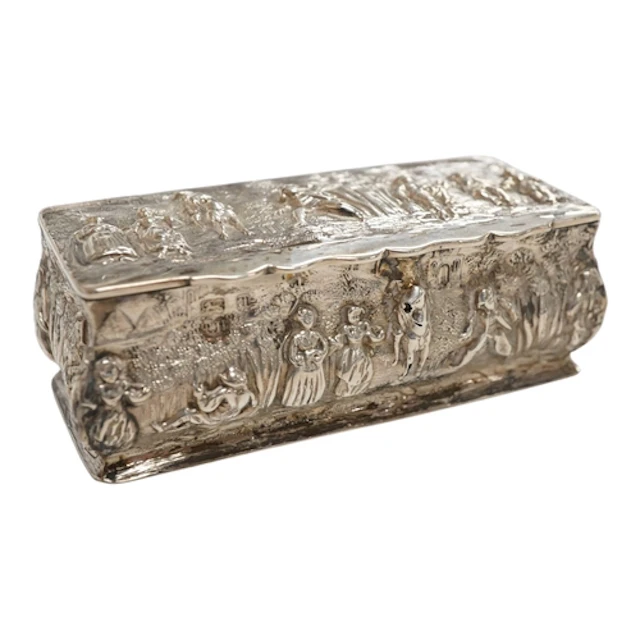 A late Victorian repousse silver rectangular trinket box, Th...