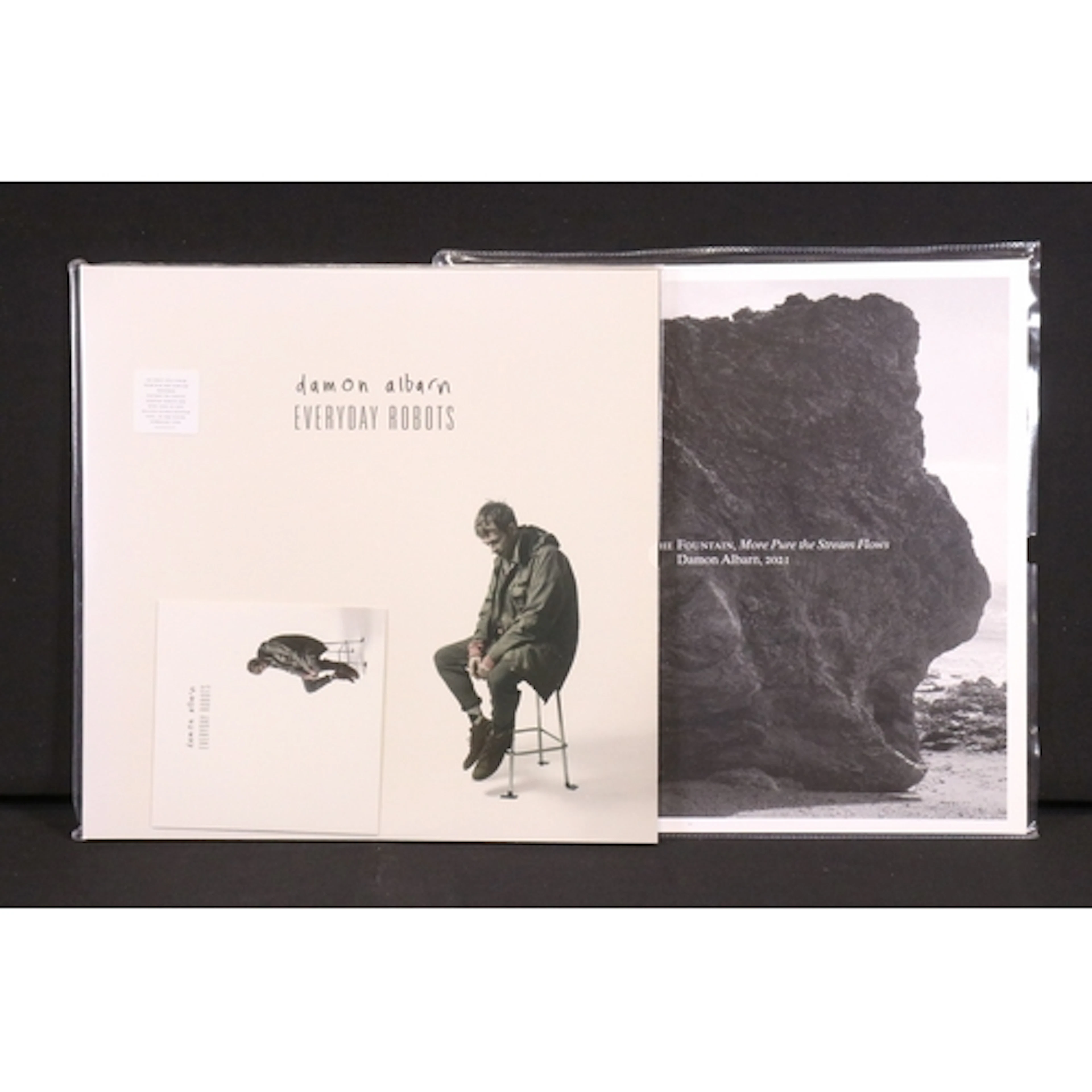 Vinyl - 2 Damon Albarn LP’s to include: Everyday Robots (Par...