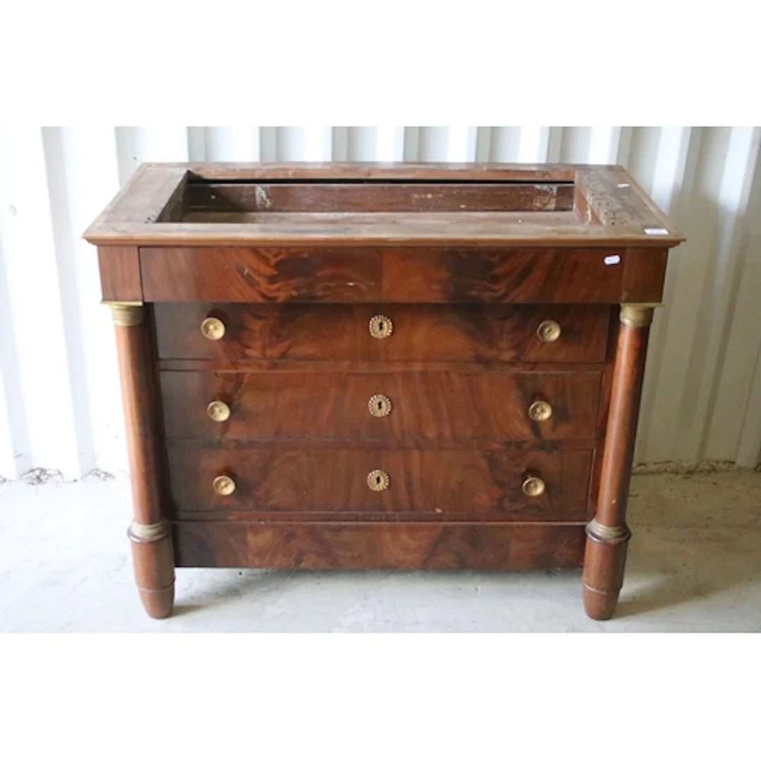 19th century Biedermeier style figured mahogany commode, lac...