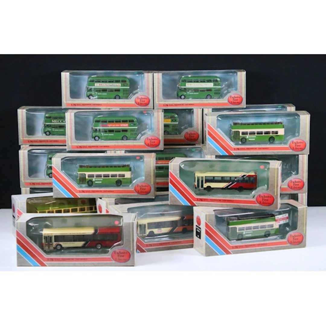 26 Boxed EFE Exclusive First Editions diecast model buses to...