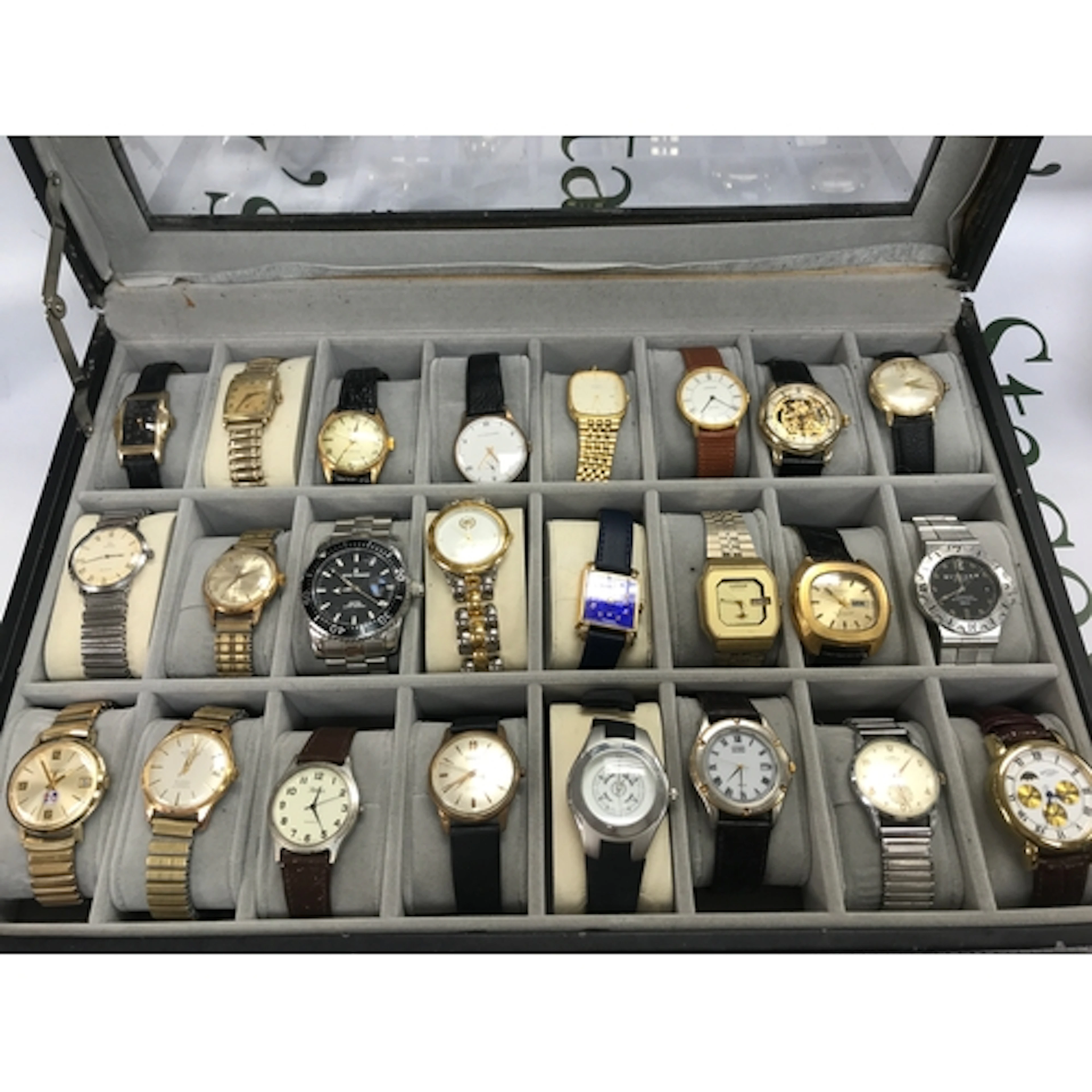 A collect of vintage and replica watches including Roamer, r...