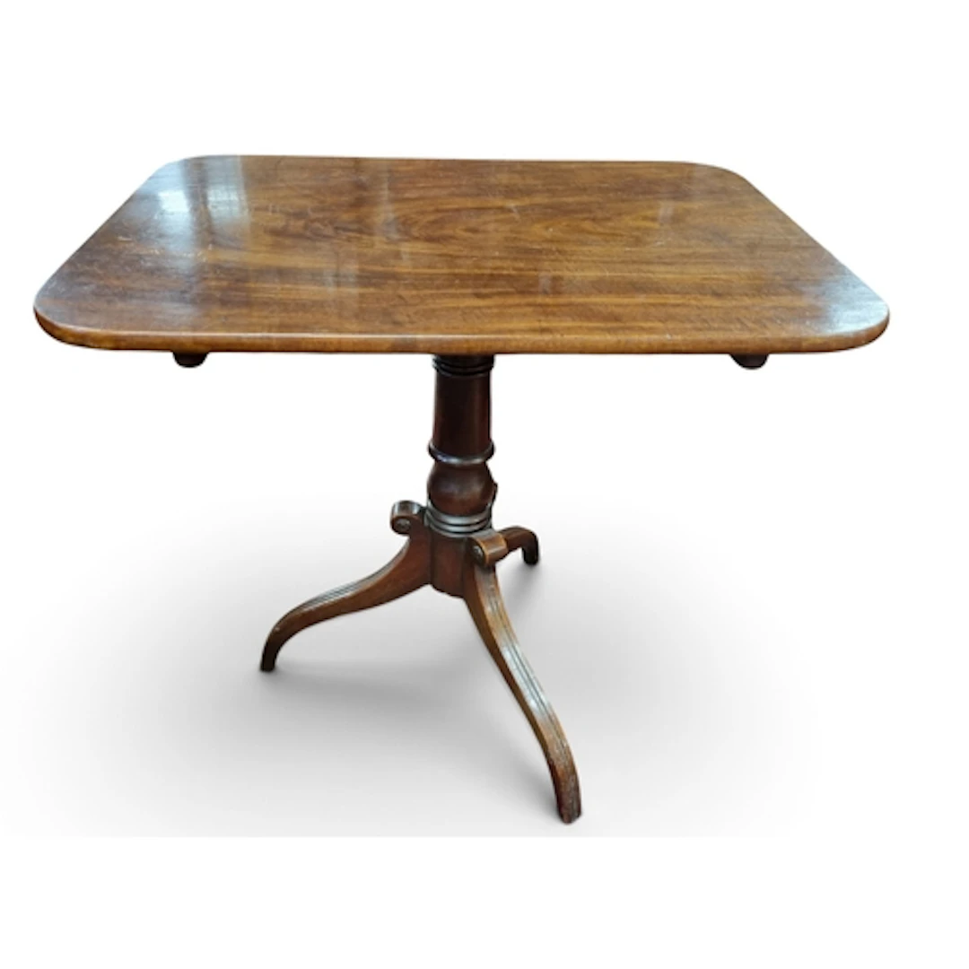 An early Georgian Mahogany rectangular Supper Table on tripo...