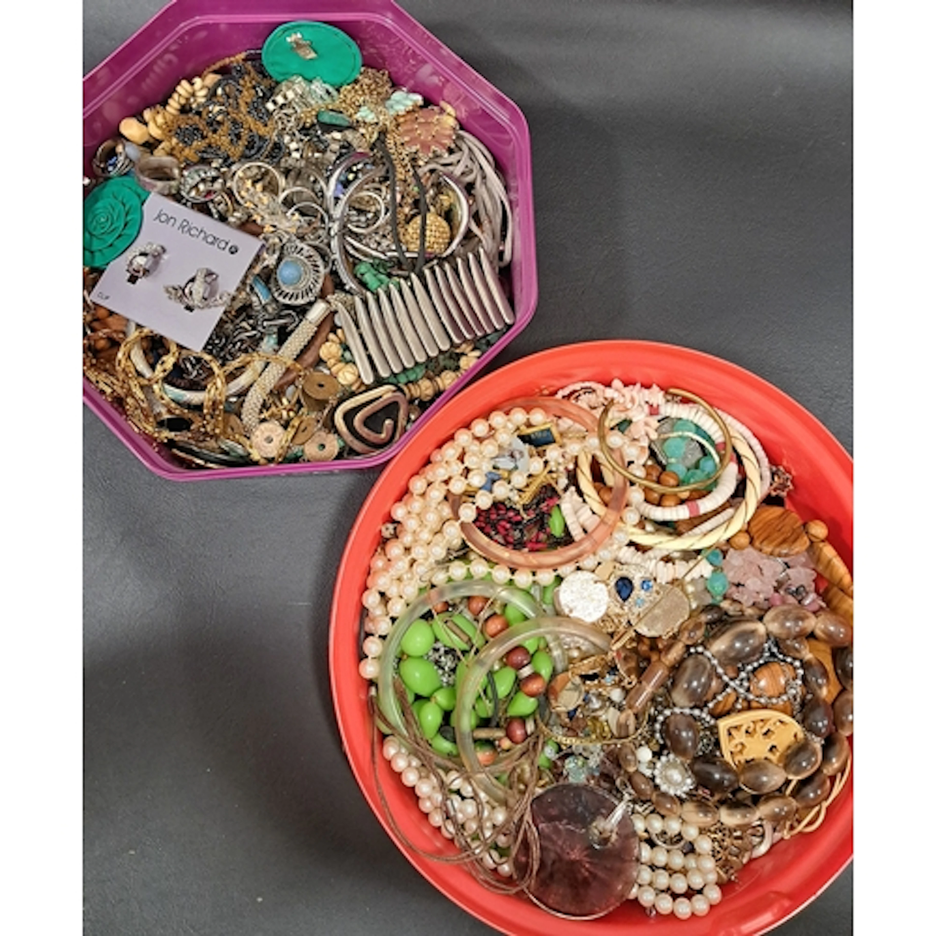 LARGE SELECTION OF COSTUME JEWELLERY including rings, earrin...
