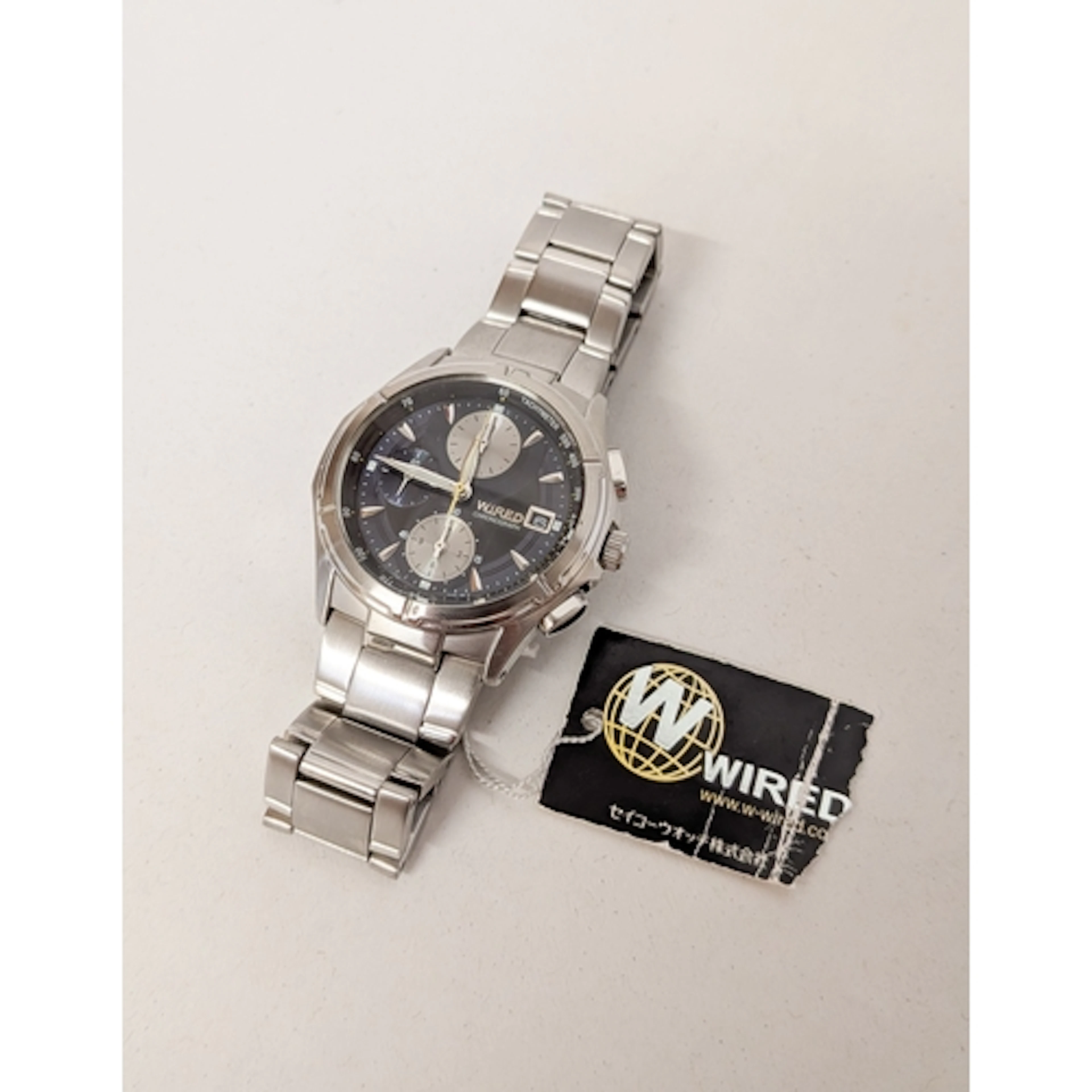 A gent's Seiko Wired chronograph date quartz wrist watch on ...