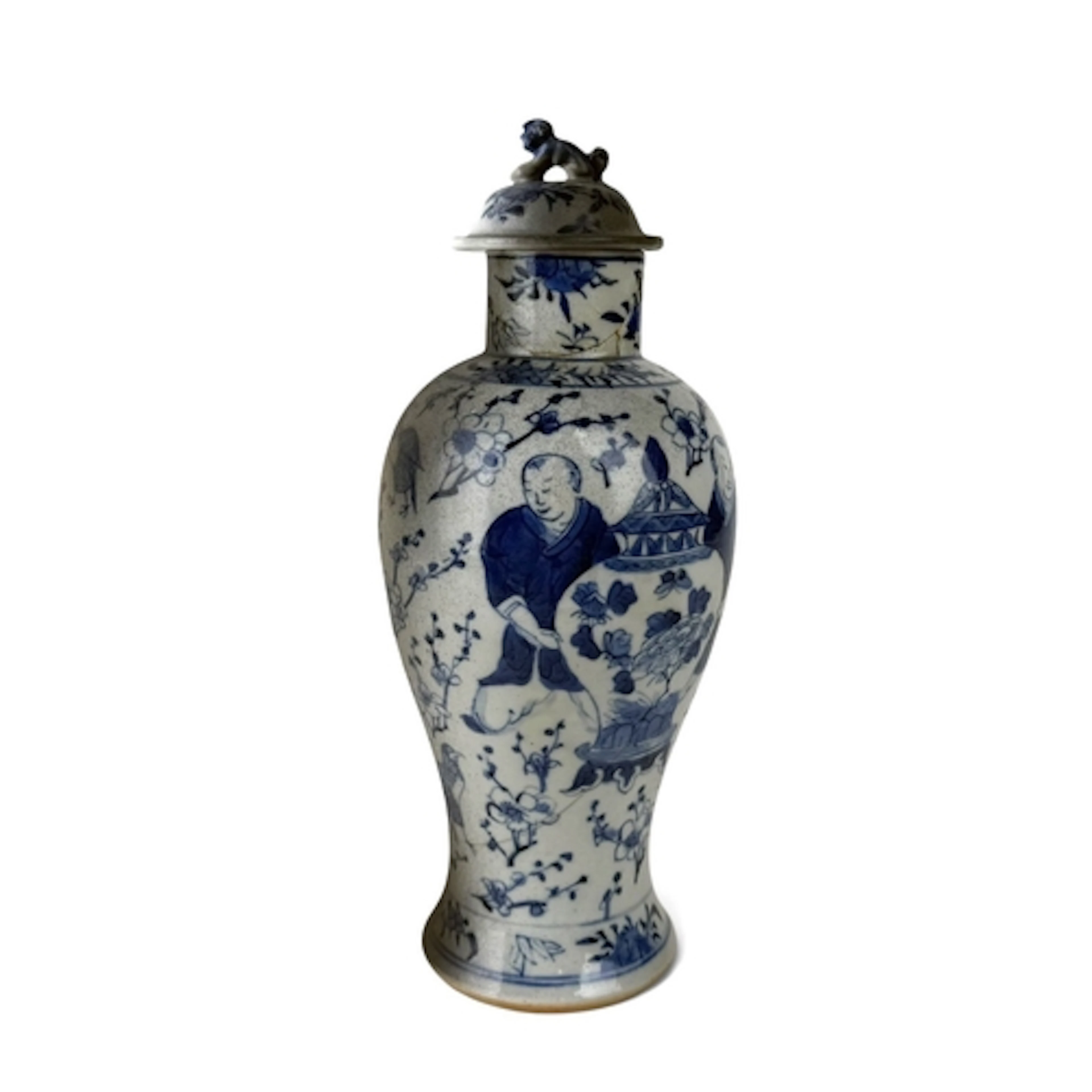A CHINESE BLUE AND WHITE VASE