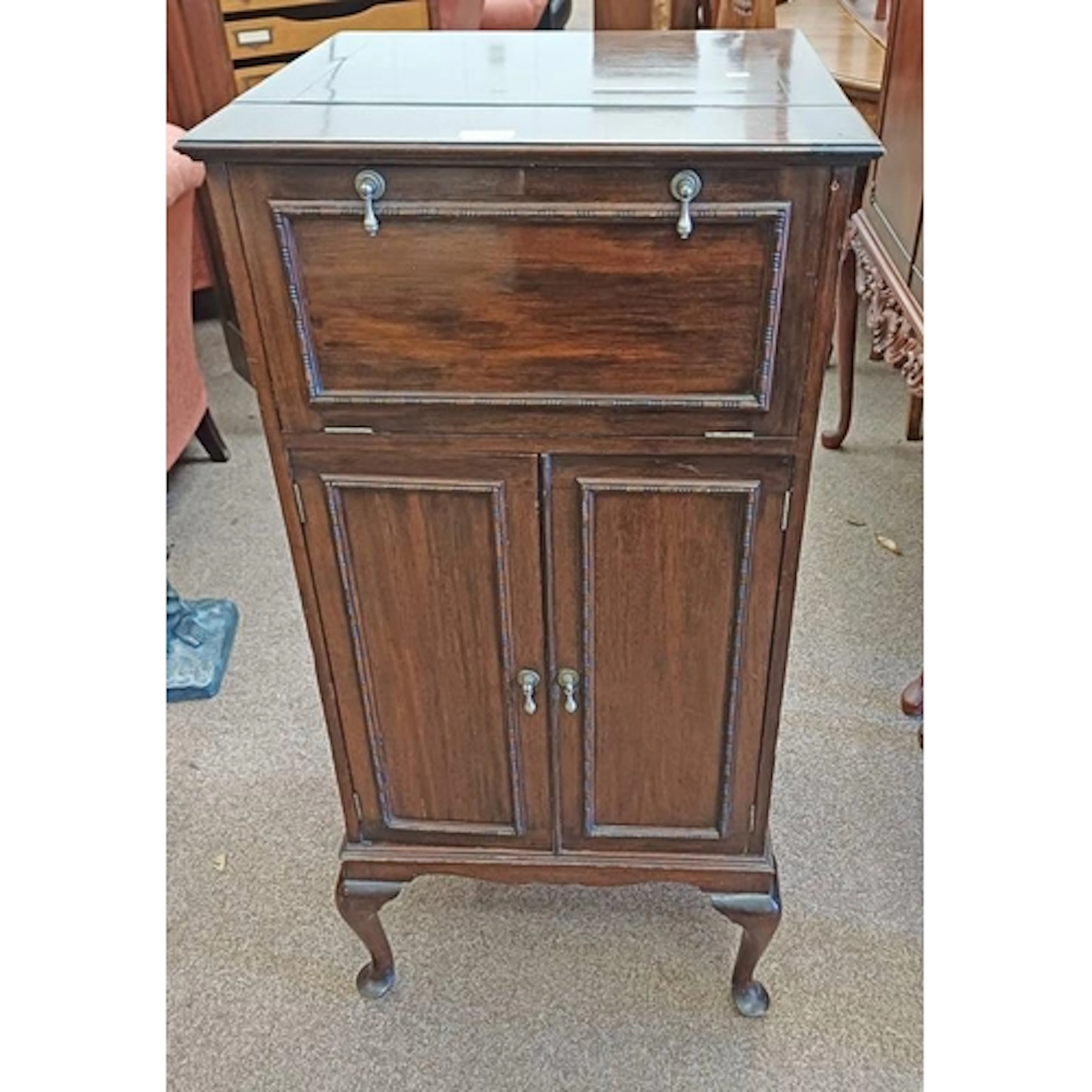 EARLY 20TH CENTURY MAHOGANY RADIO CASE WITH LIFT UP LID, OVE...