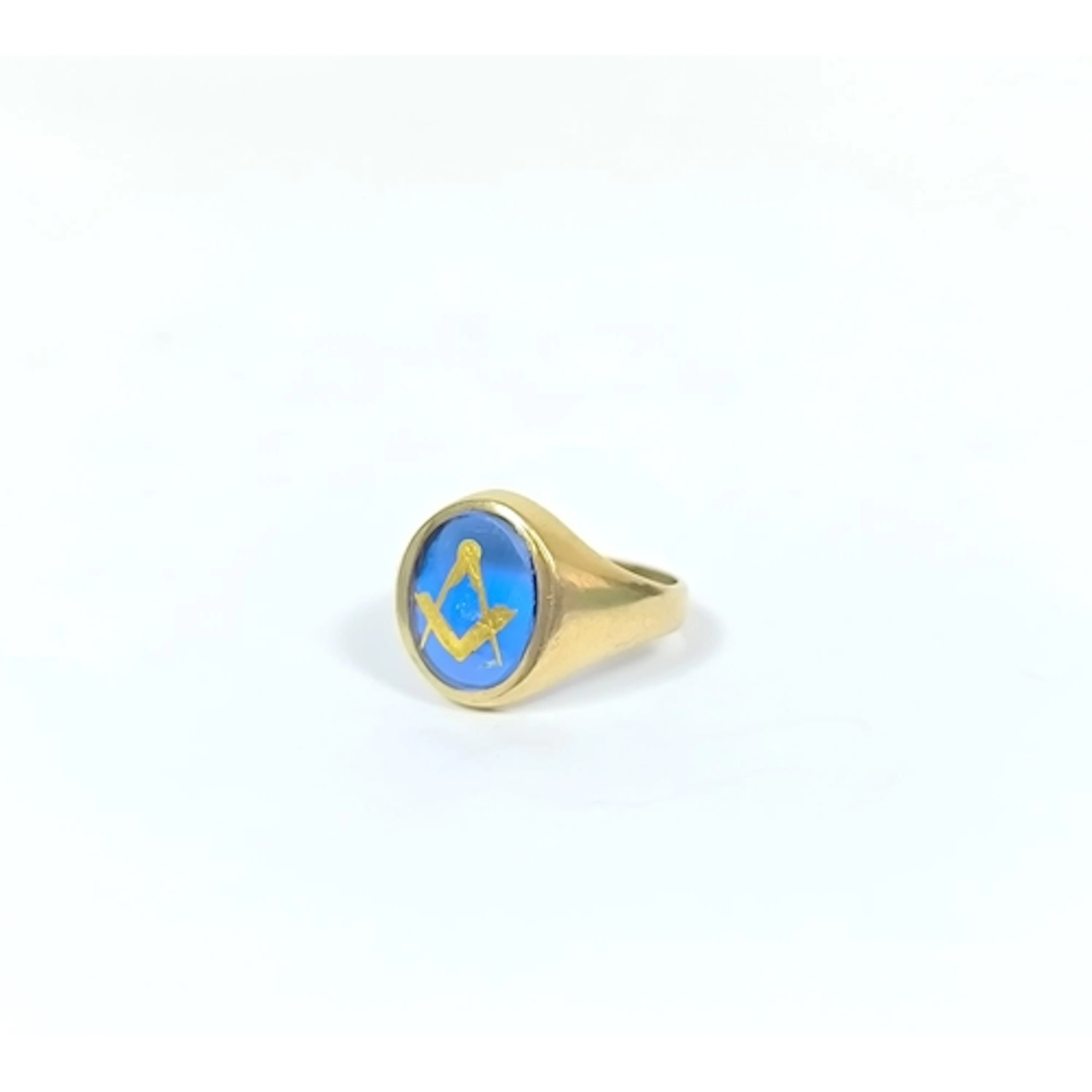 9ct gold Masonic signet ring with synthetic sapphire central...