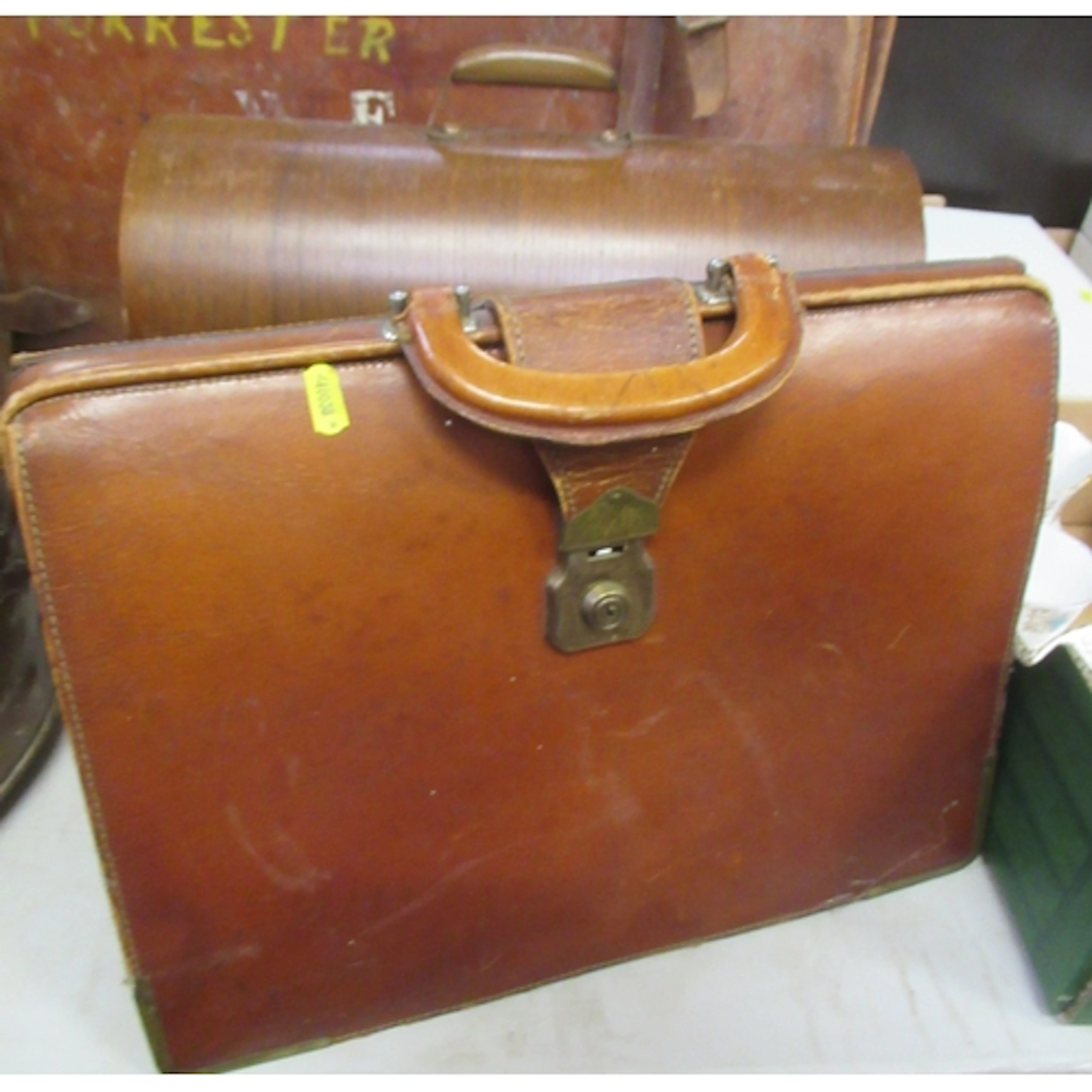 A SInger sewing machine and briefcase