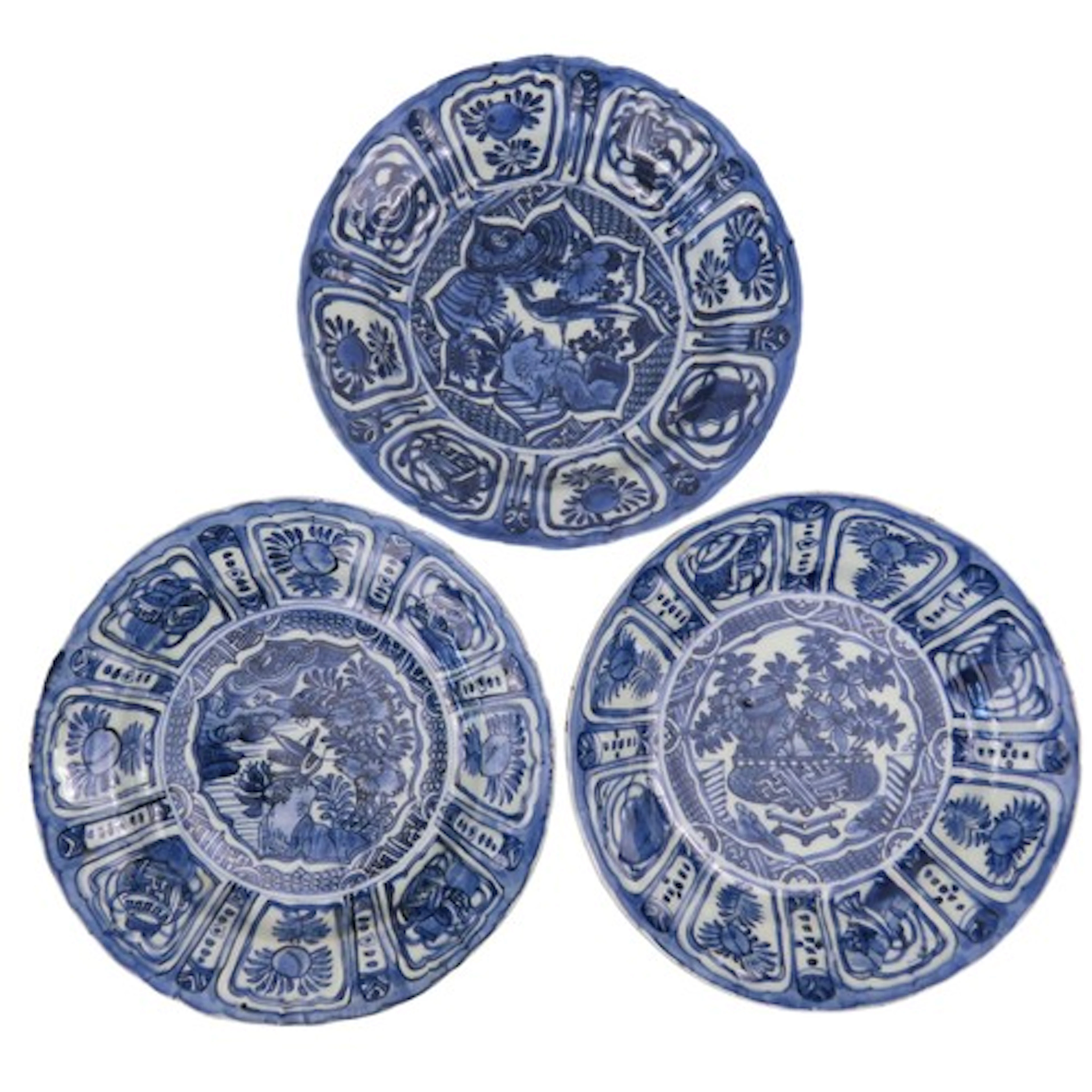 THREE CHINESE PORCELAIN BLUE & WHITE KRAAK SAUCERS, one ...