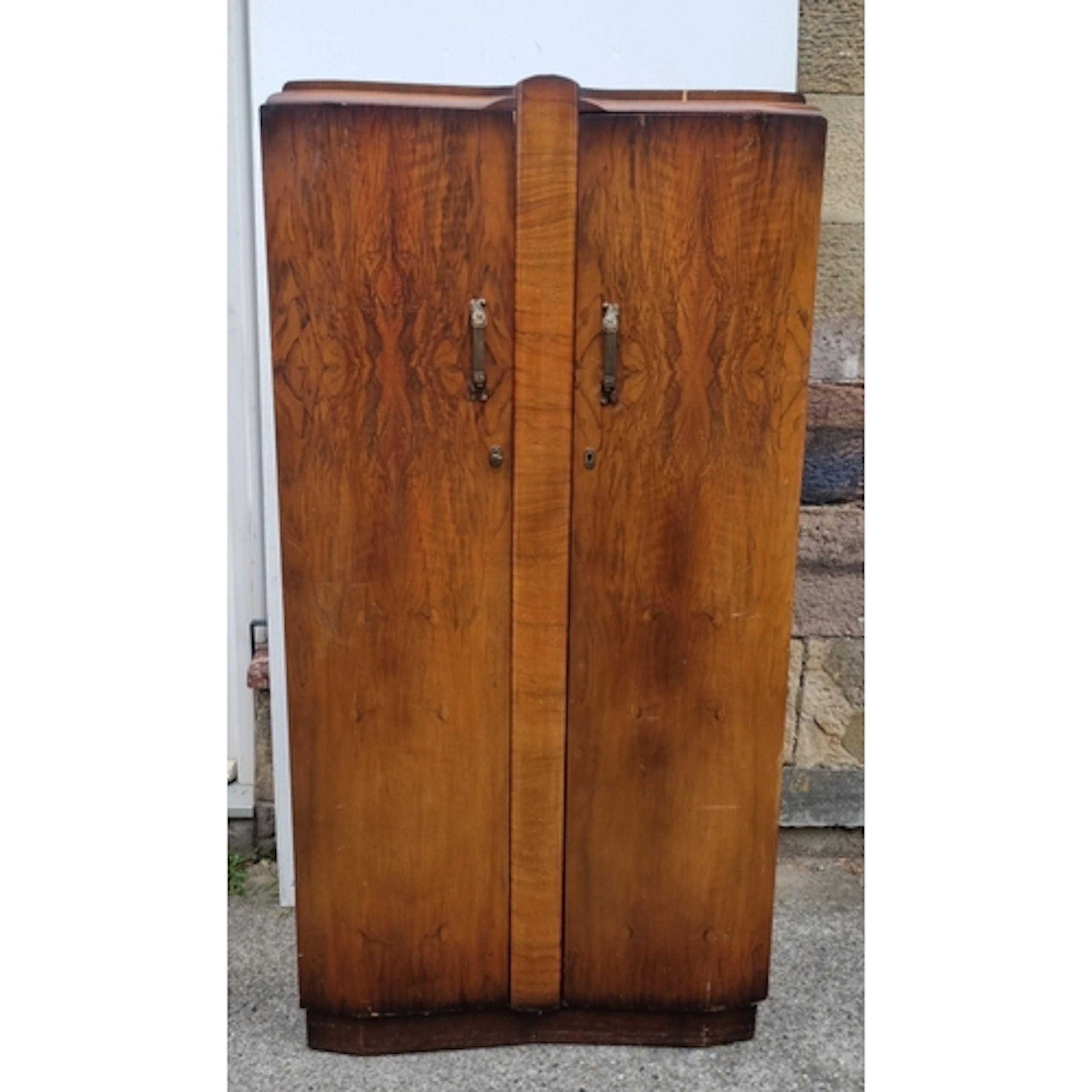 Art Deco walnut-veneered compactum wardrobe, H: 178cm x W: 9...